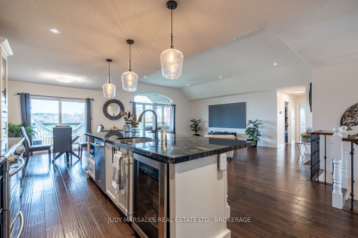 22 Painter Rd