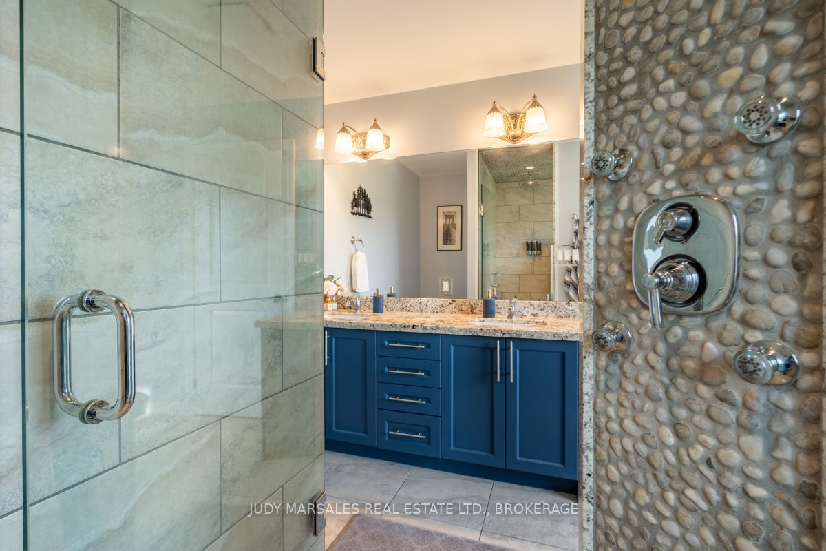 22 Painter Rd