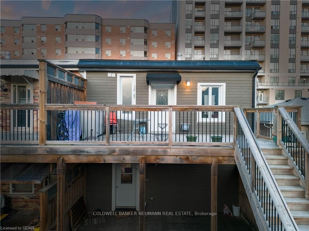 54 Yarmouth Street #A