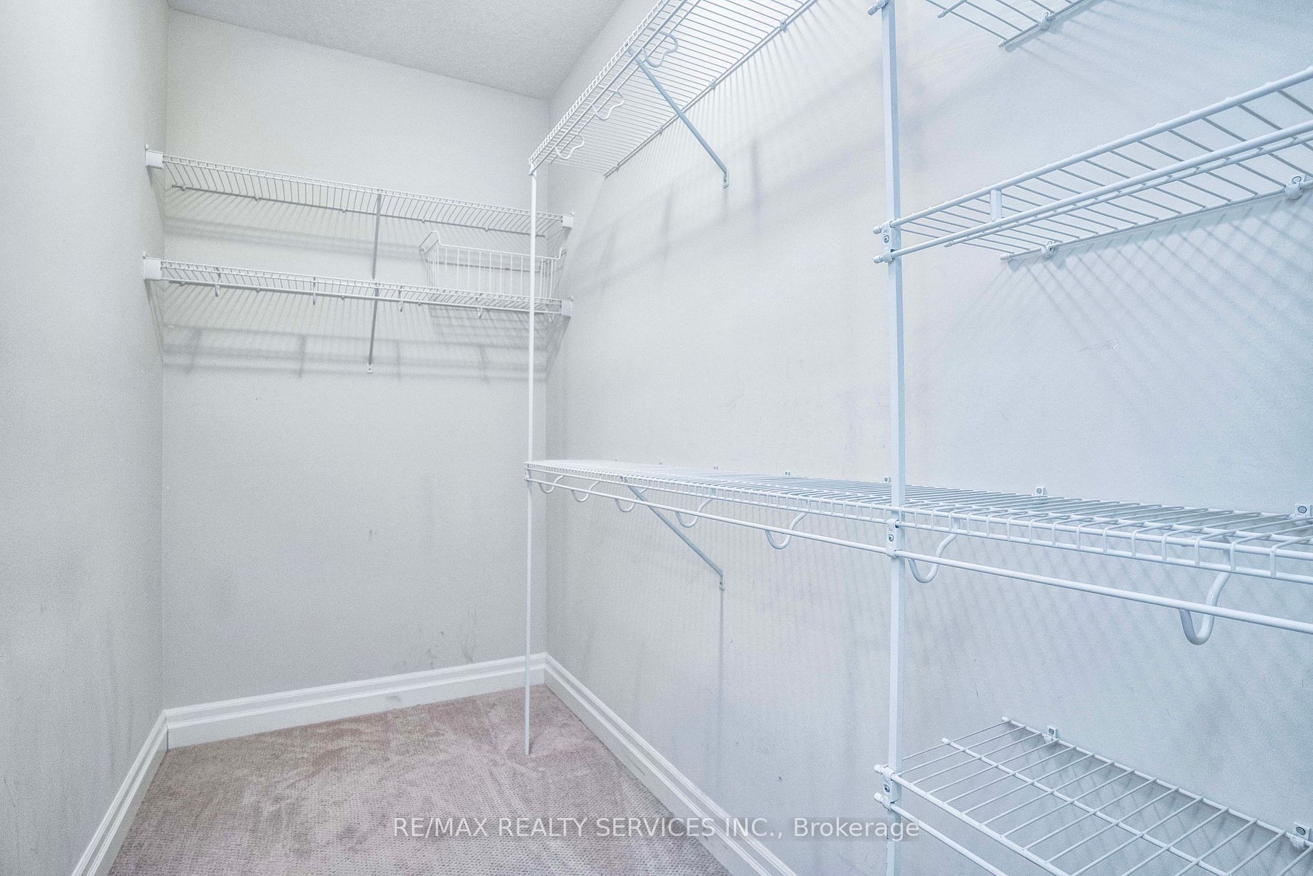 2290 Torrey Pines Way, #26