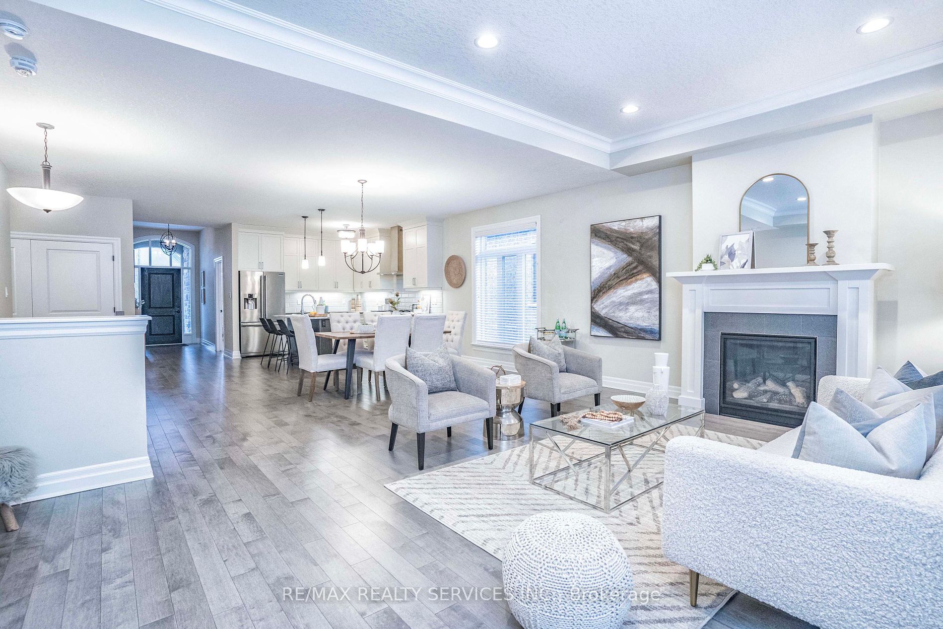 2290 Torrey Pines Way, #26