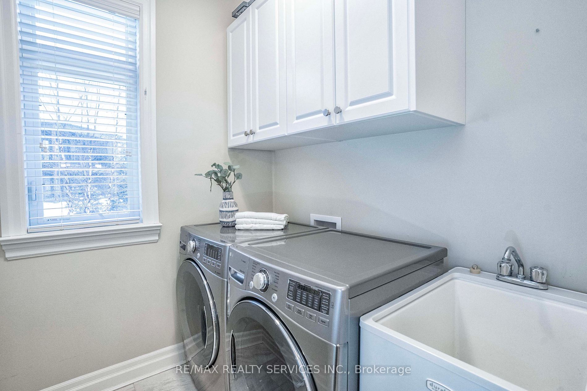 2290 Torrey Pines Way, #26