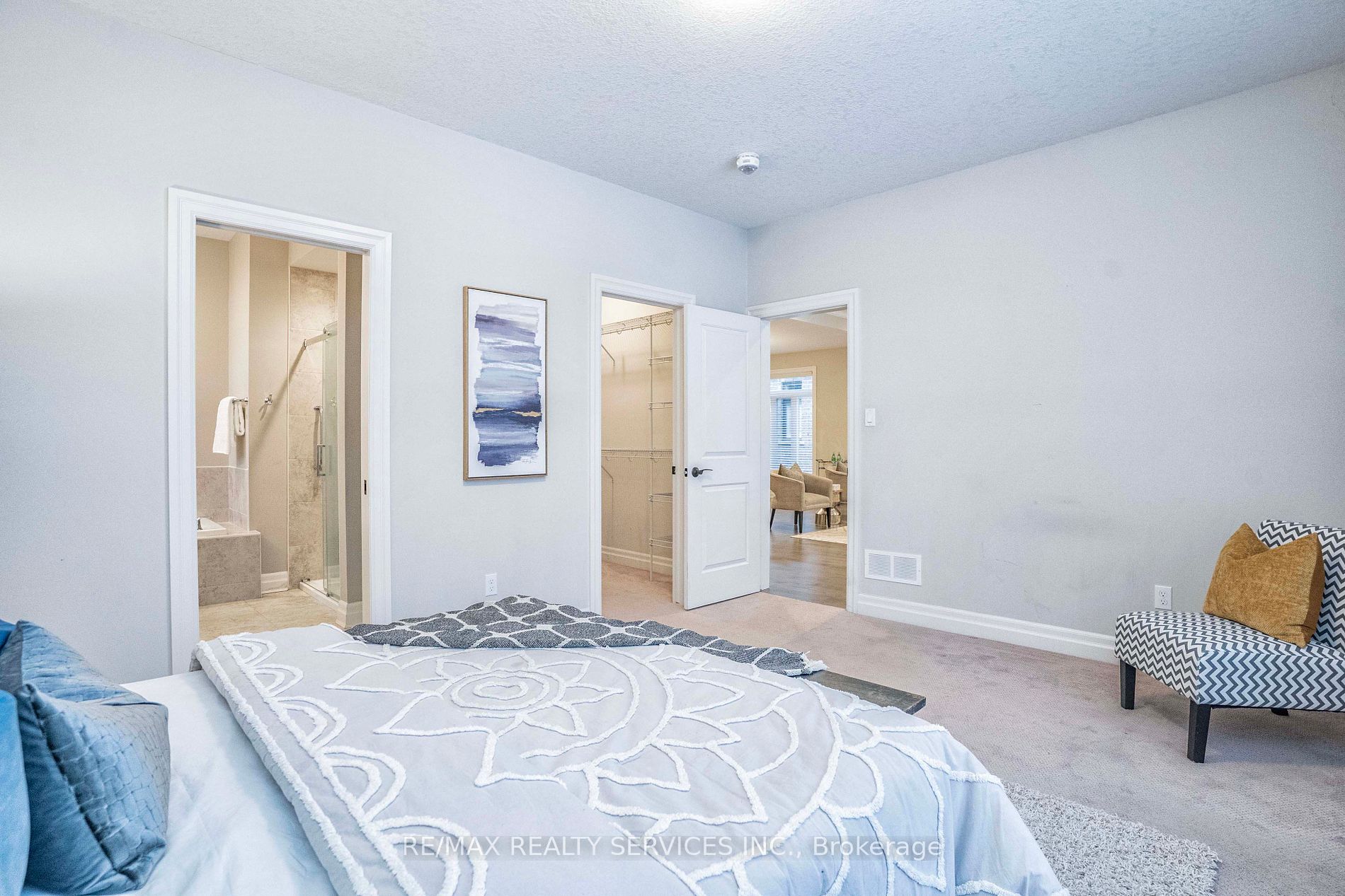 2290 Torrey Pines Way, #26