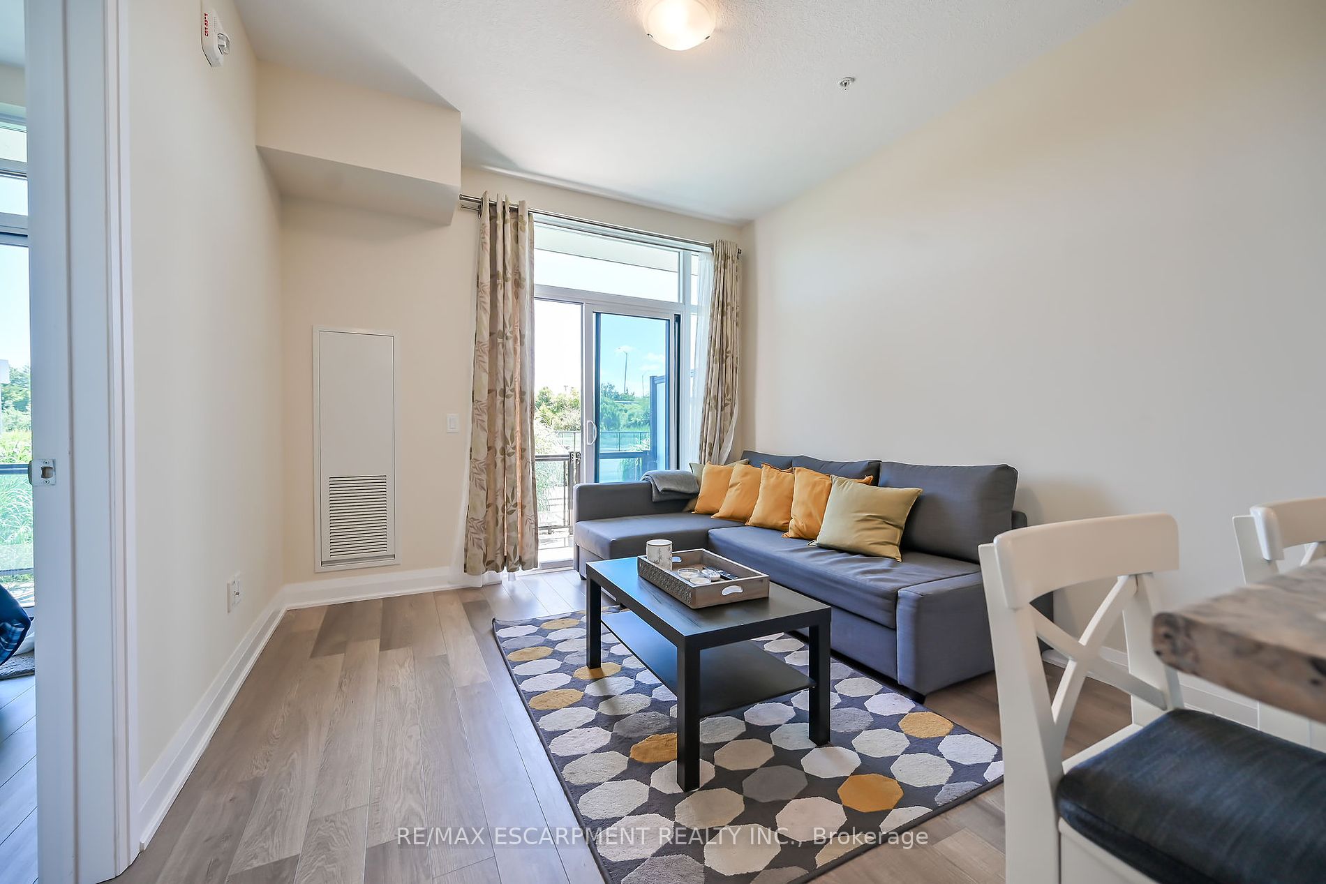16 Concord Pl, #124