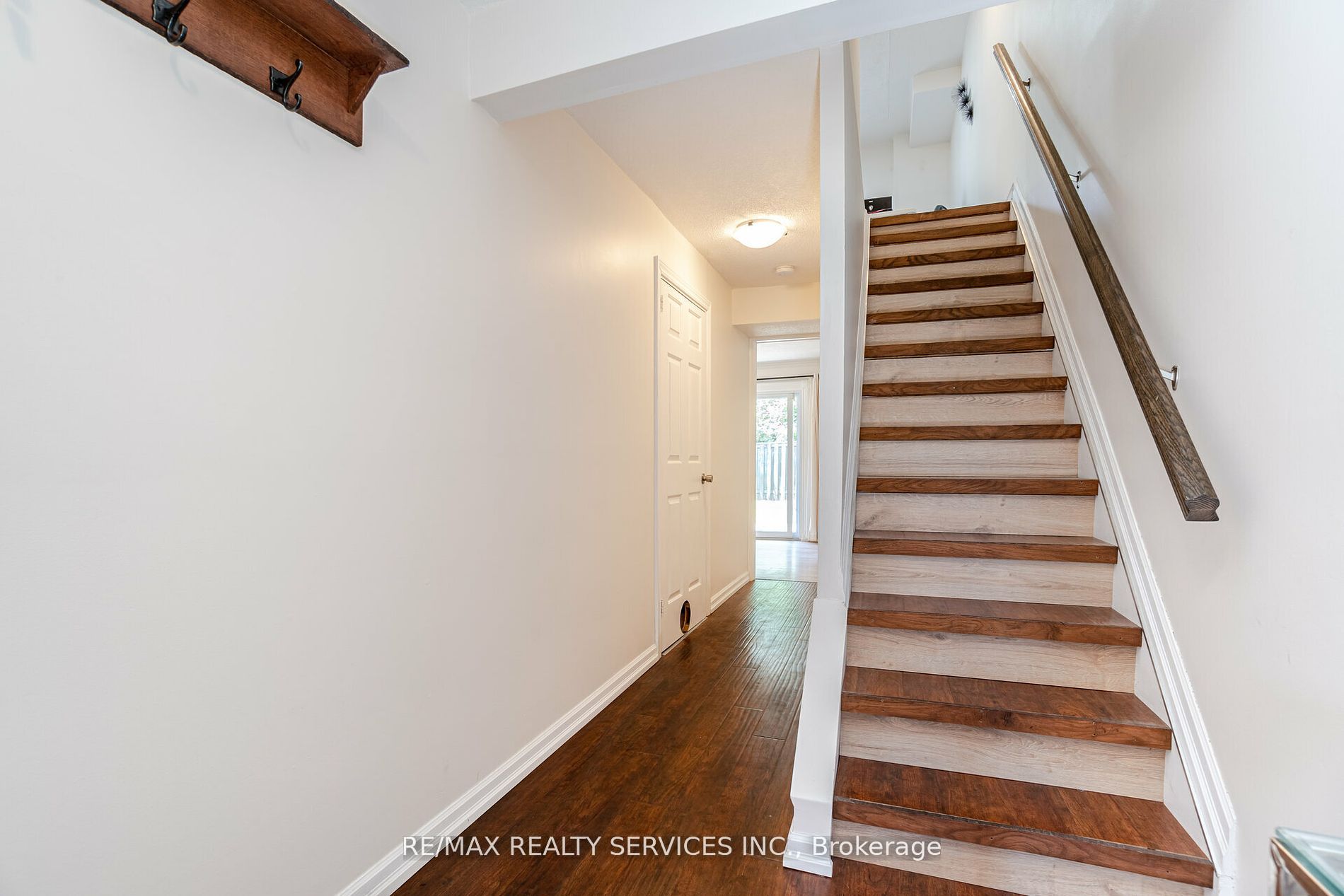 34 Bow Valley Drive, #9