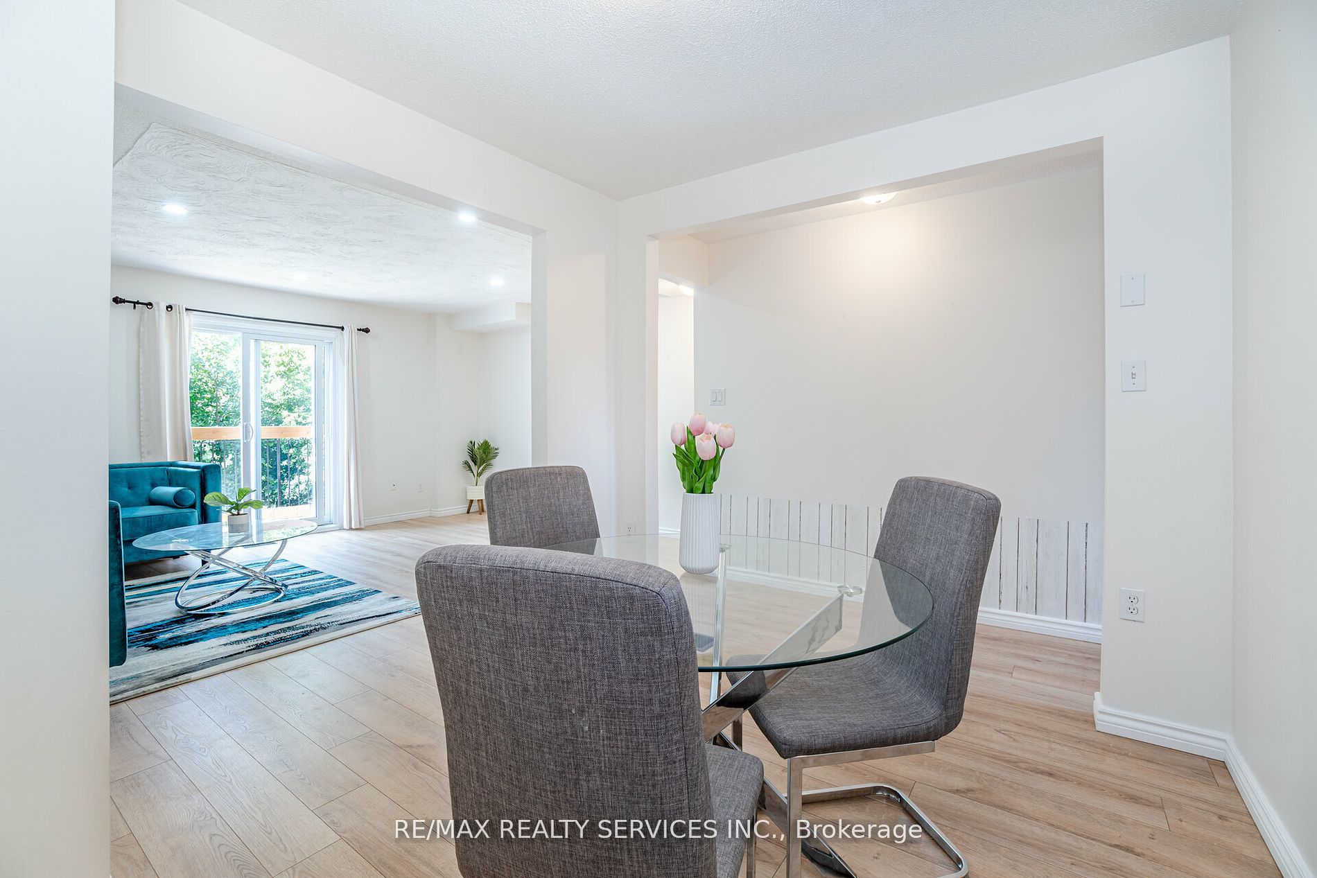 34 Bow Valley Drive, #9