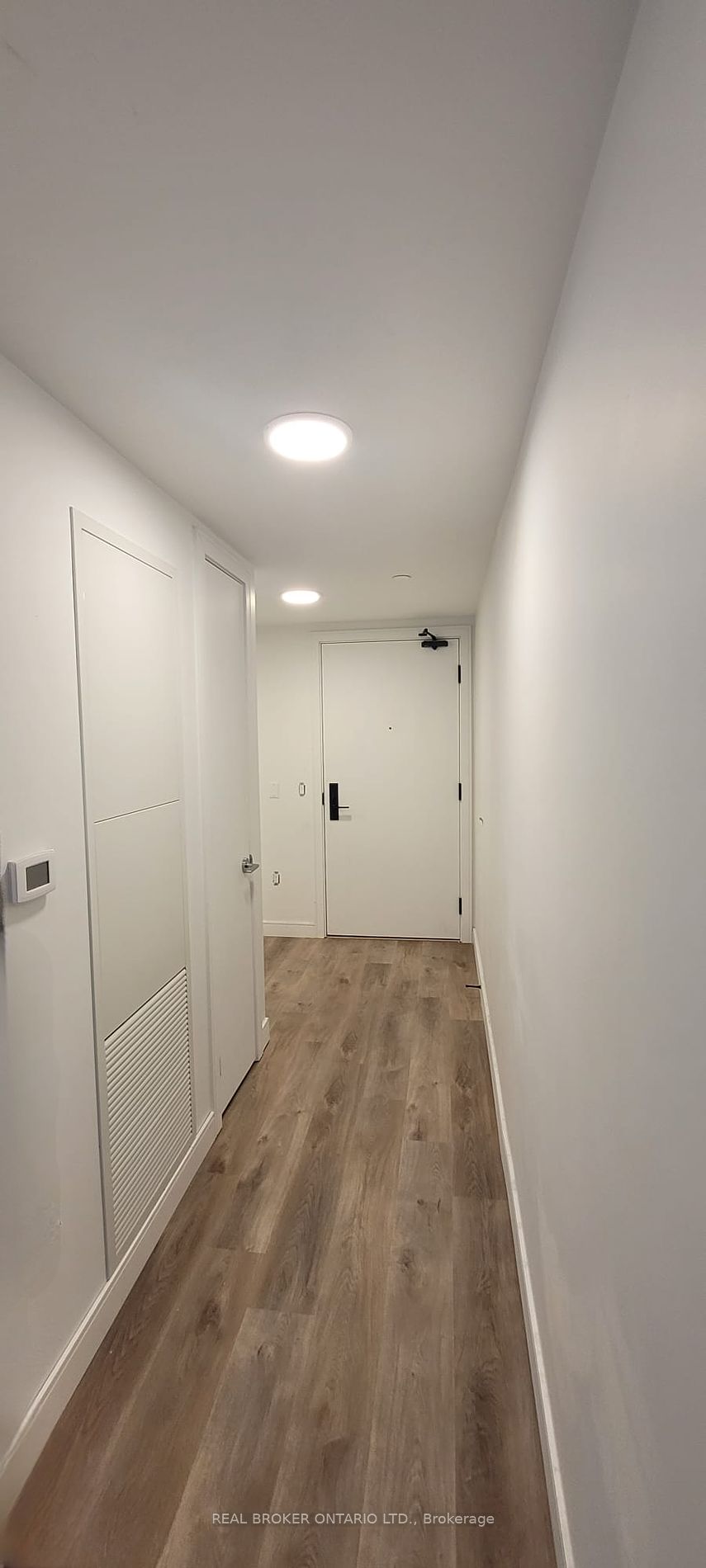 1 Jarvis Street E #922