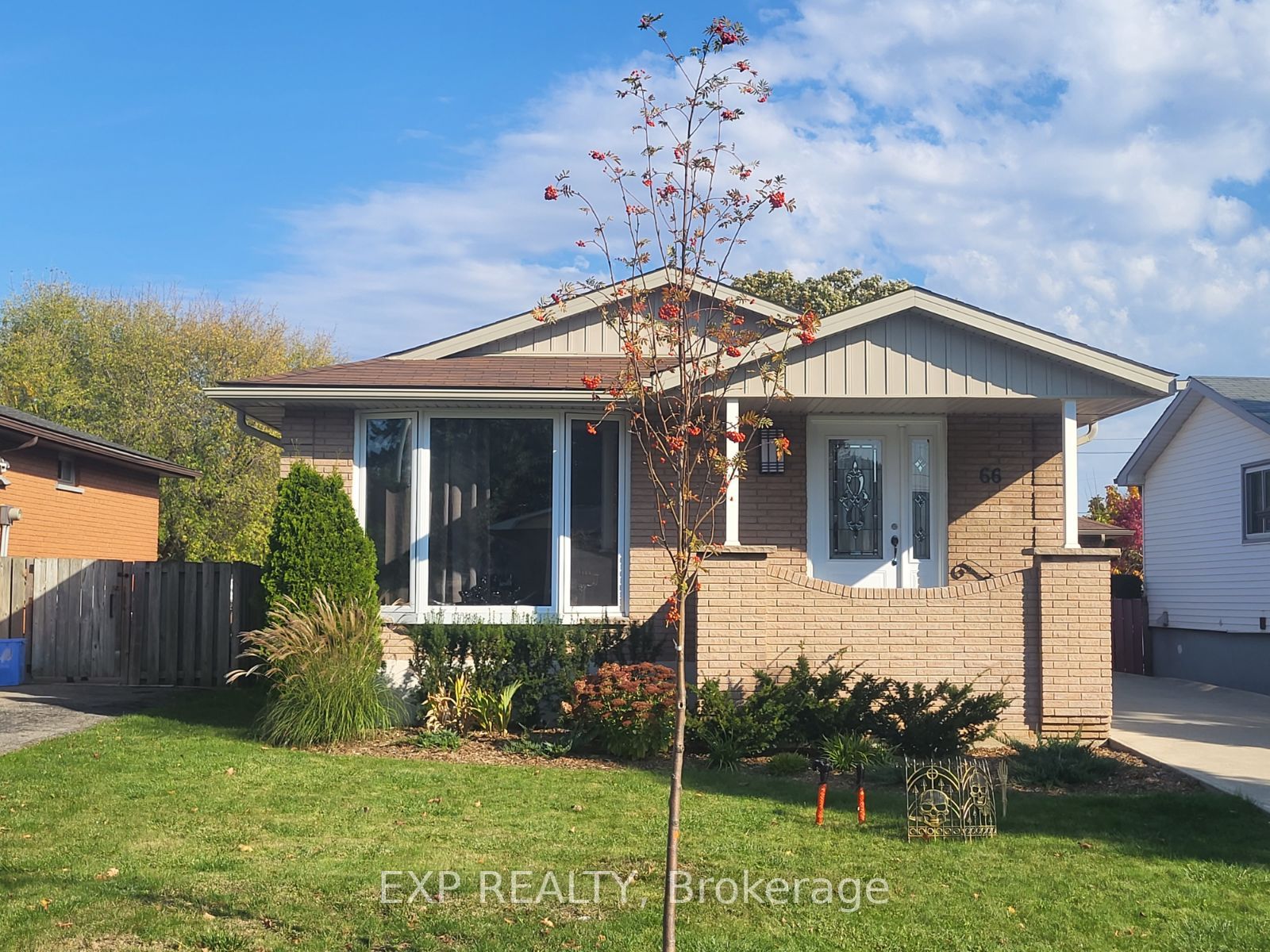 66 Darlington Dr