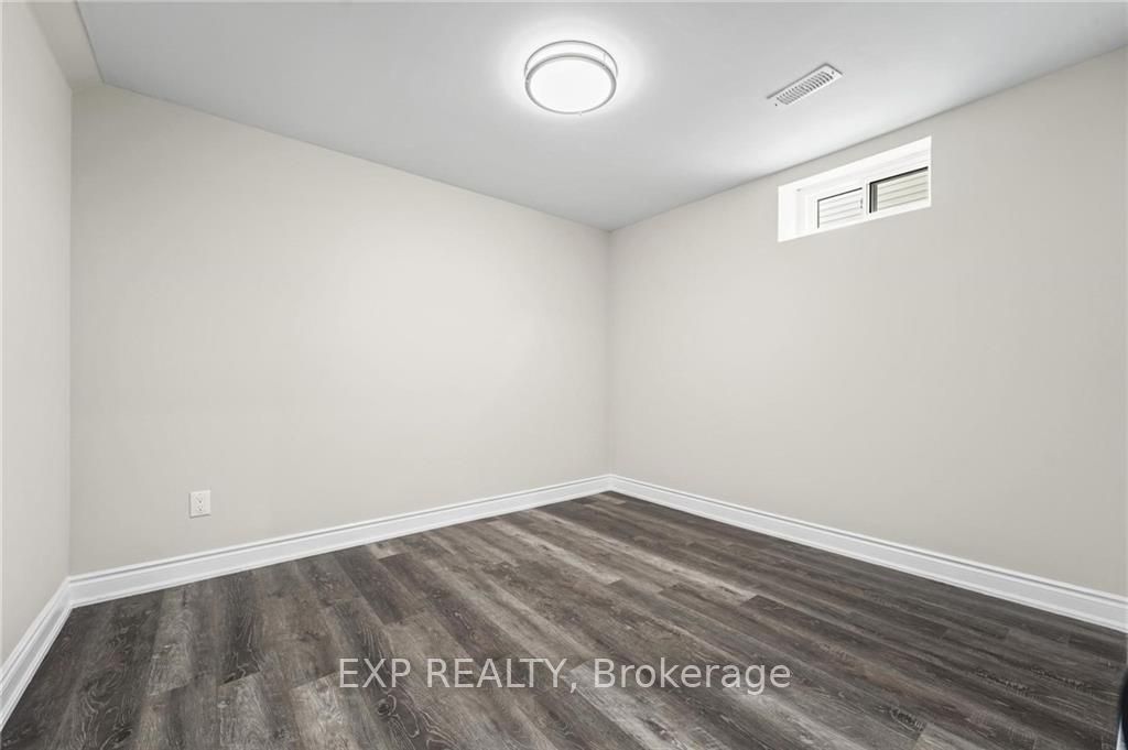 66 Darlington Dr