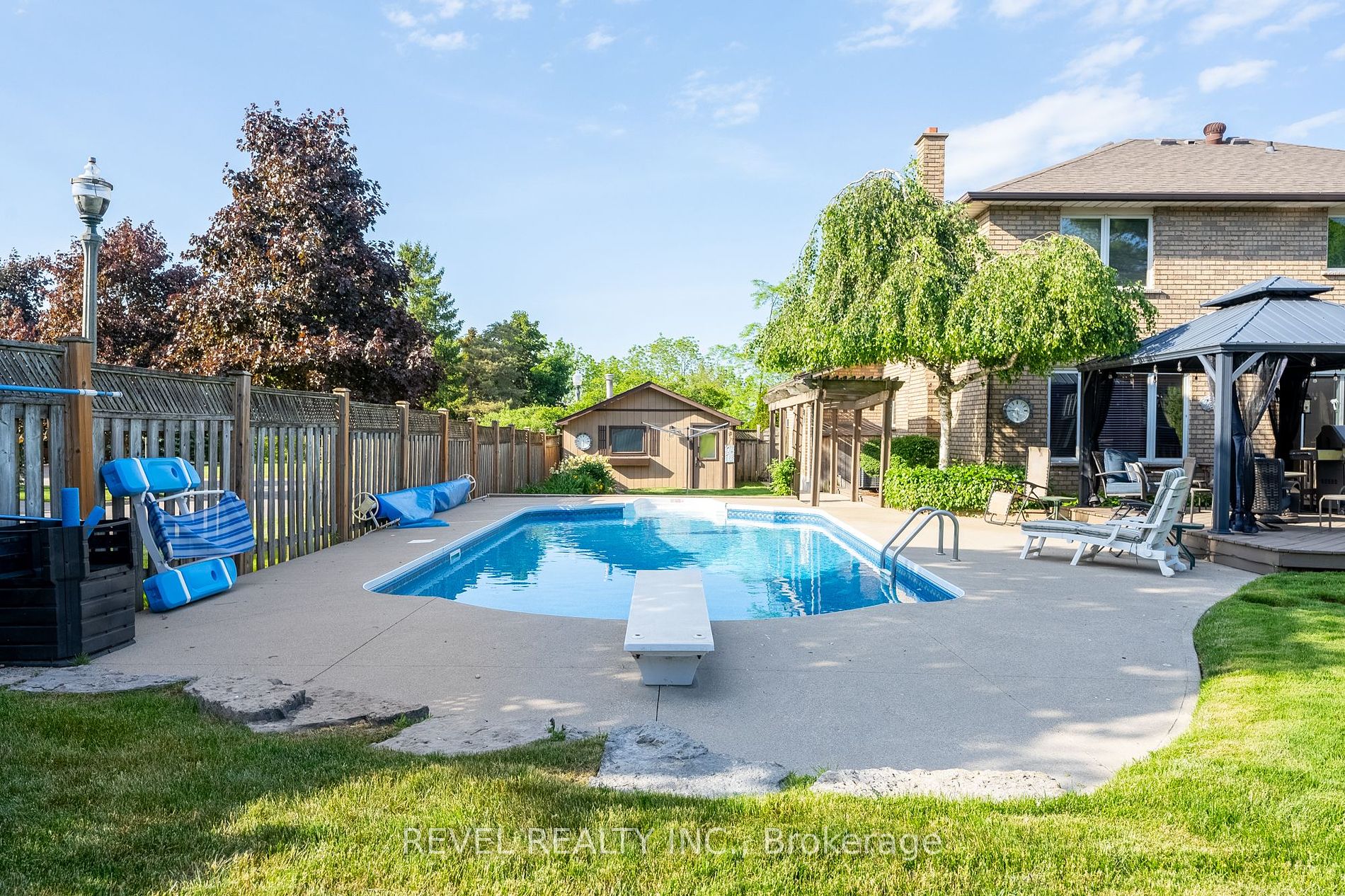 3412 Vinehaven Trail