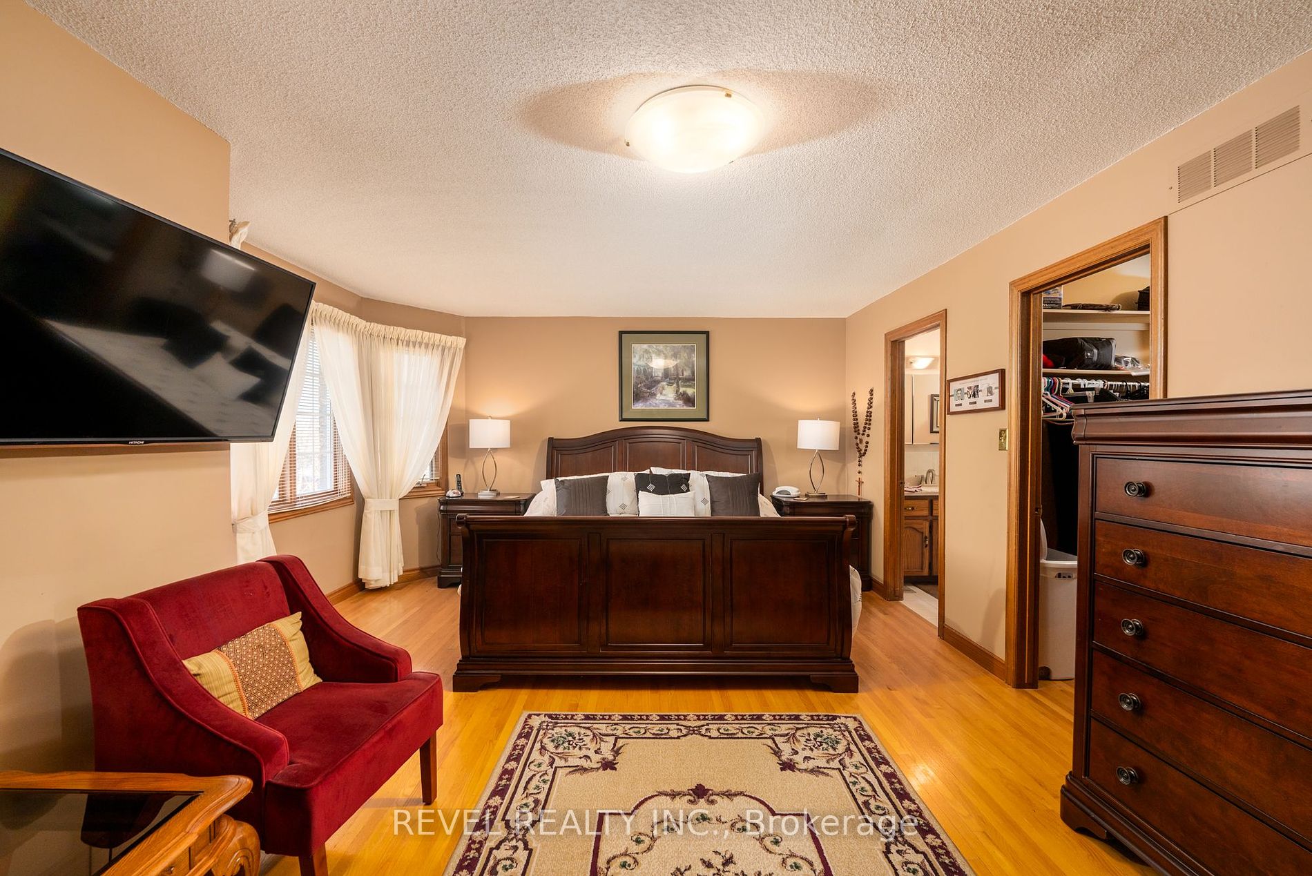 3412 Vinehaven Trail