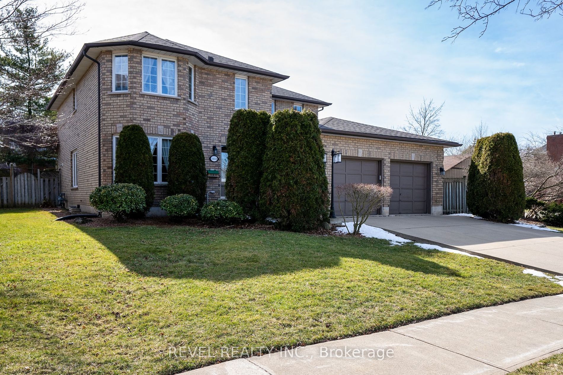 3412 Vinehaven Trail