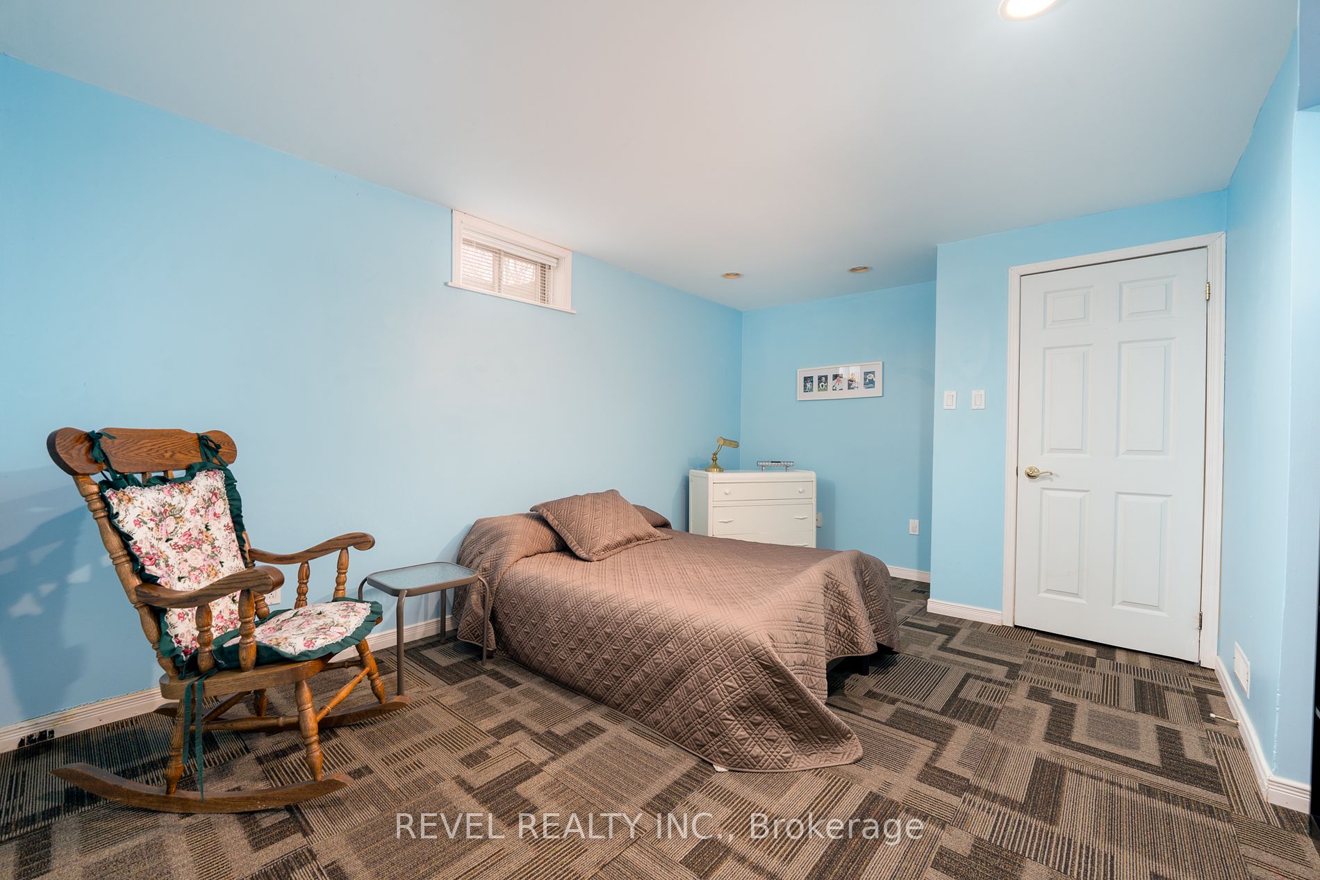 3412 Vinehaven Trail