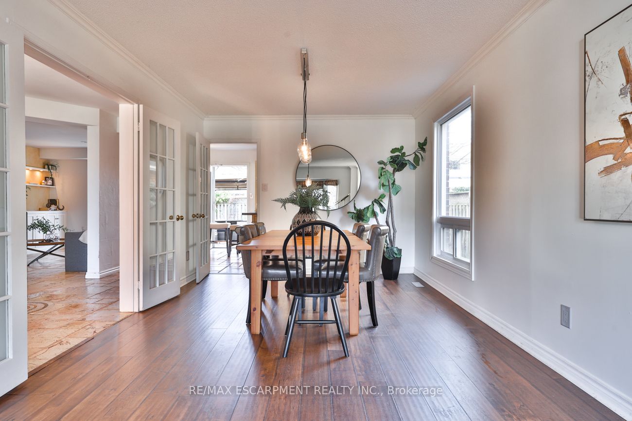 48 Chudleigh St