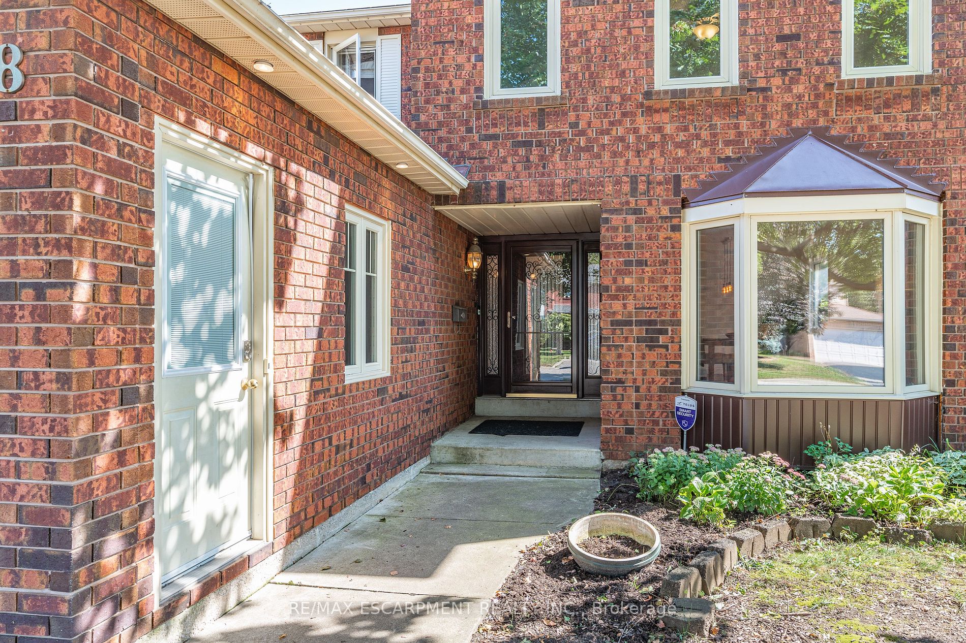 48 Chudleigh St
