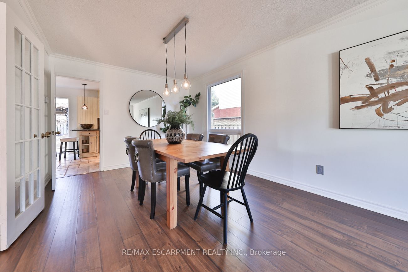 48 Chudleigh St