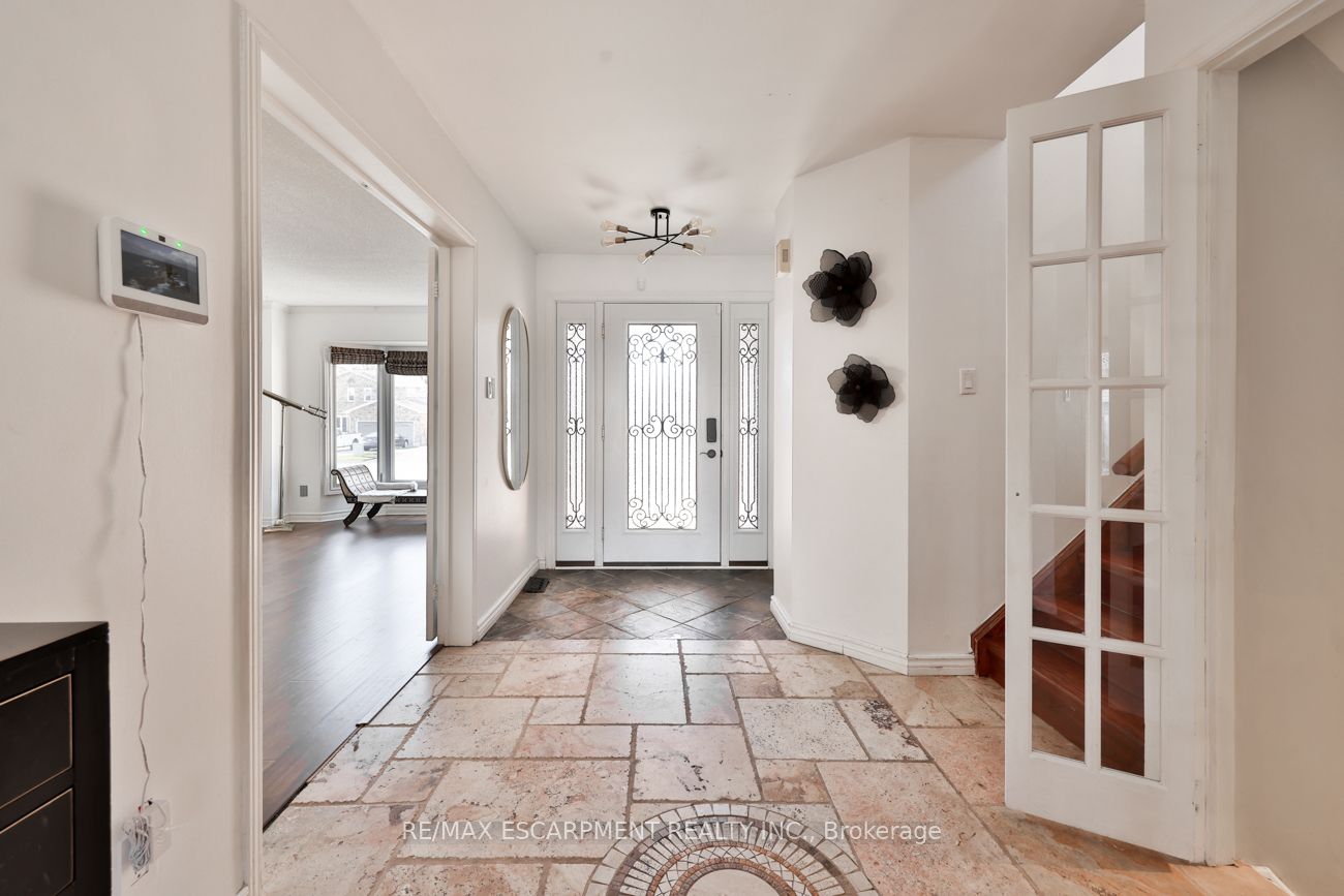 48 Chudleigh St