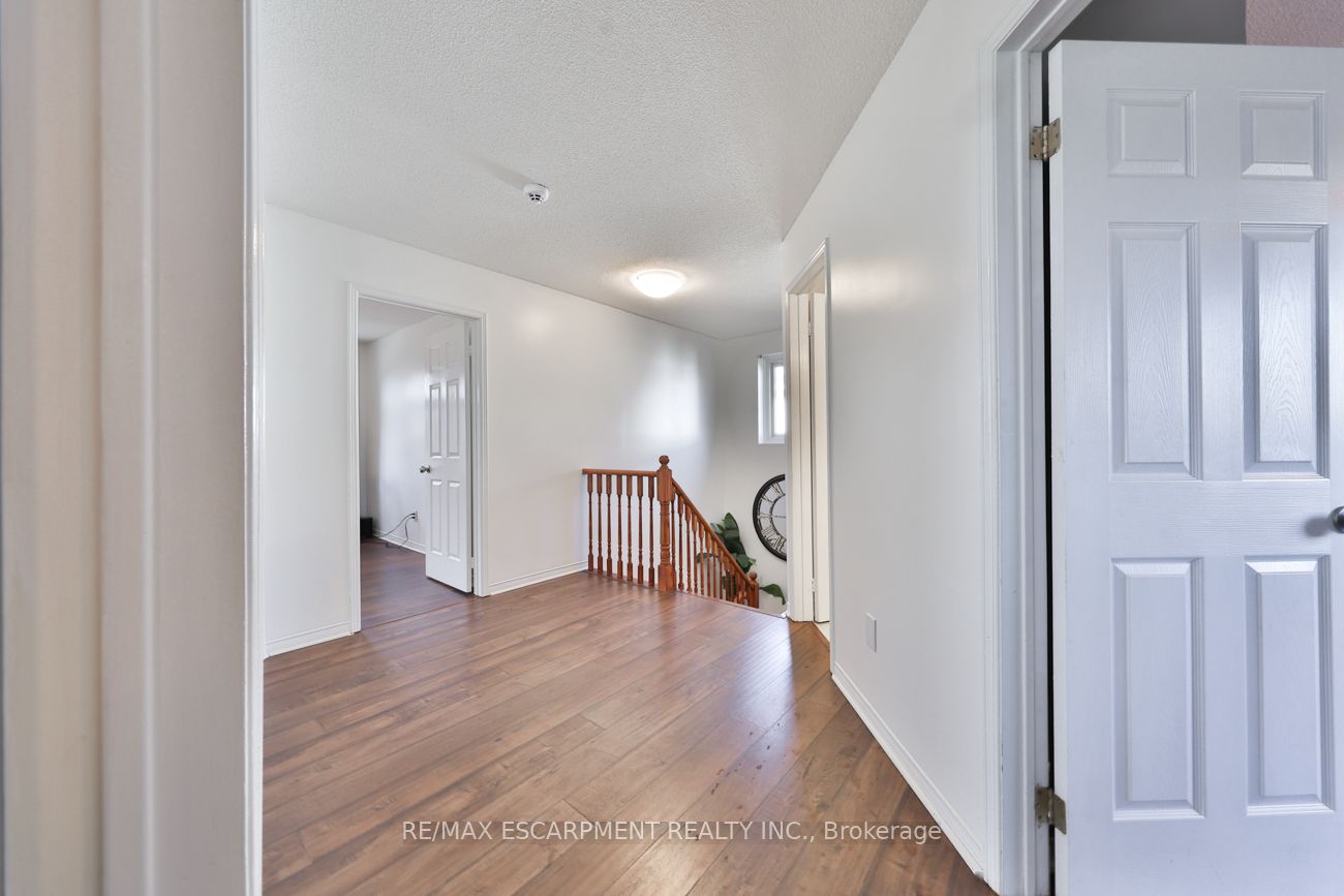48 Chudleigh St