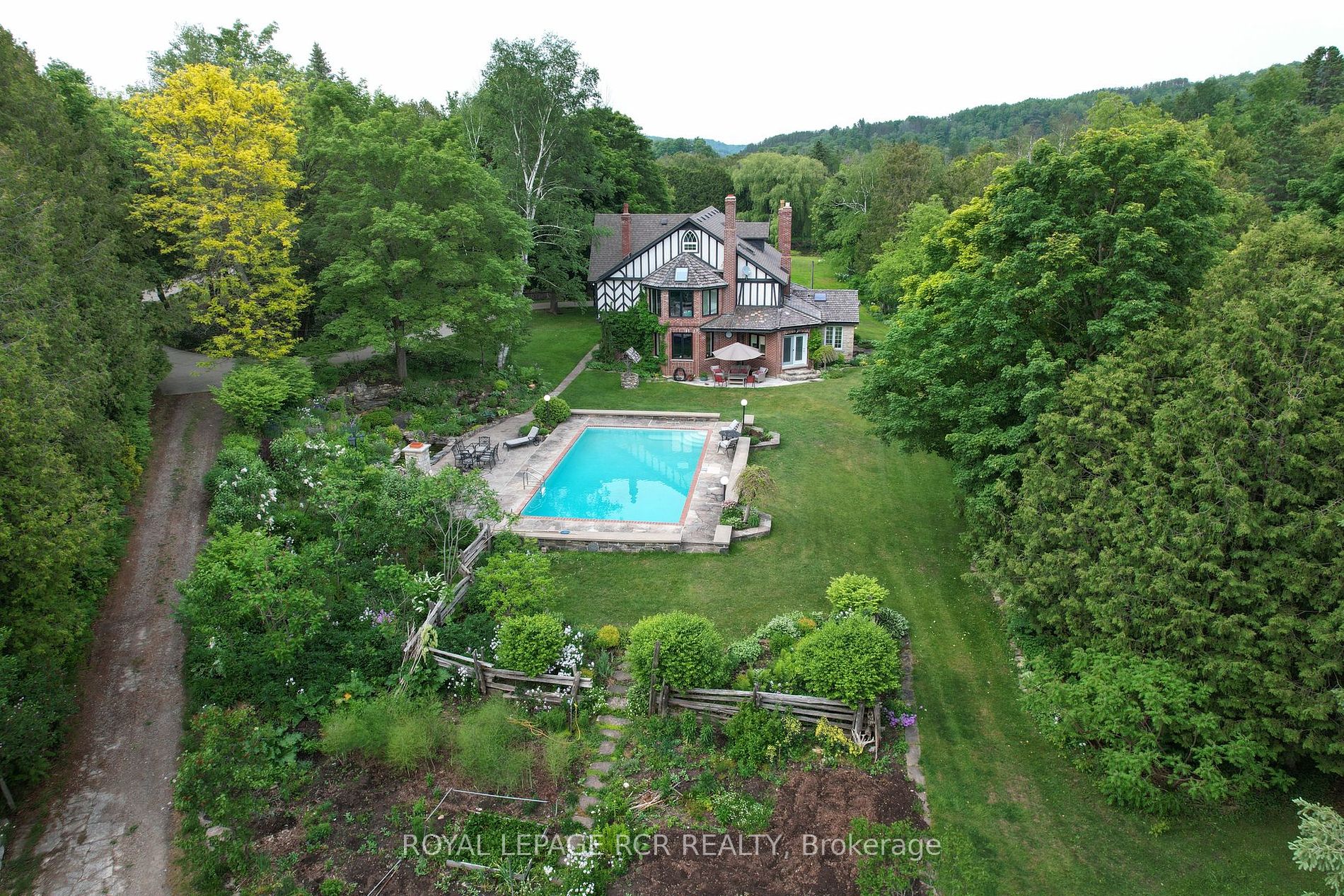 307466 Hockley Road