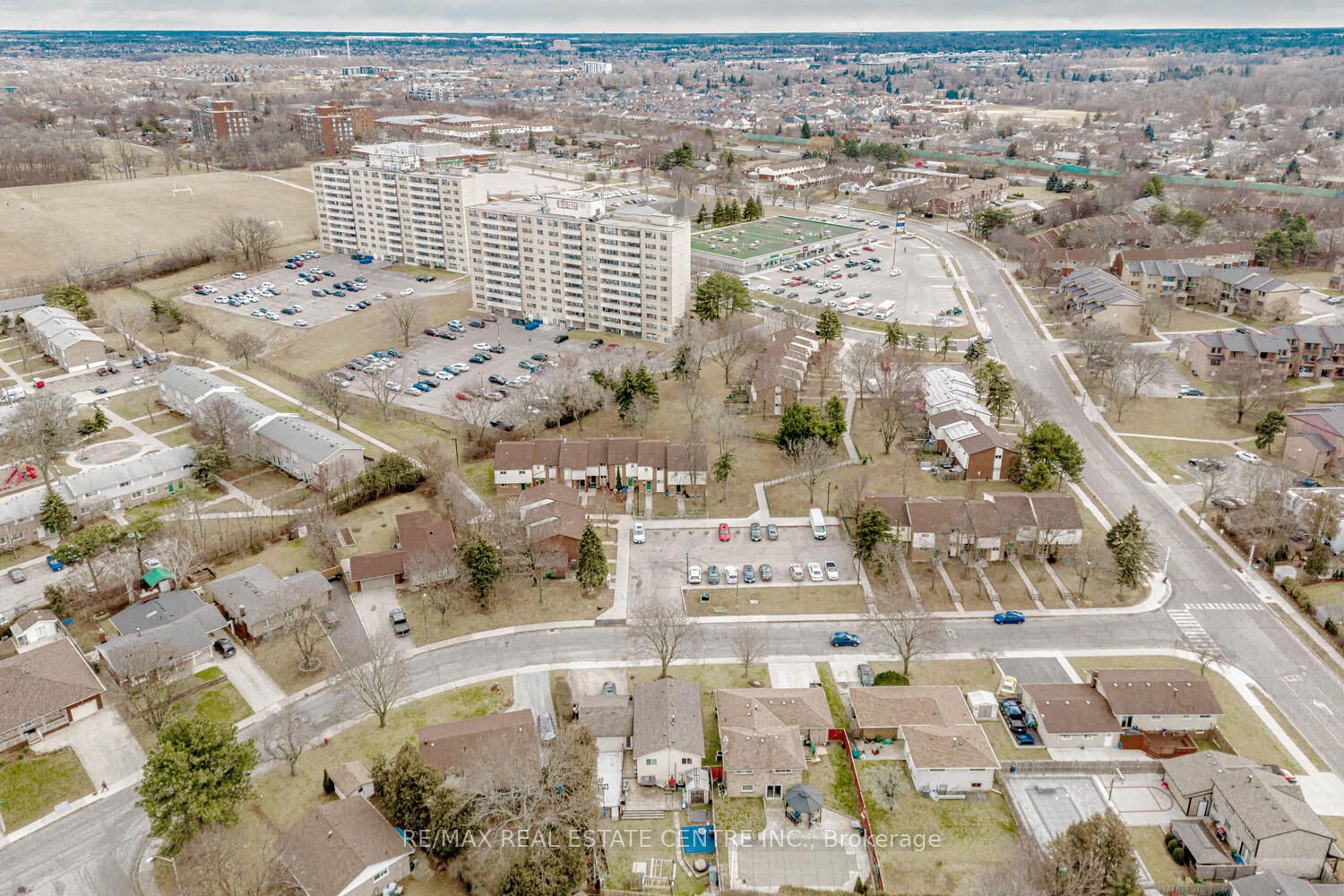 84 Elgar Ave