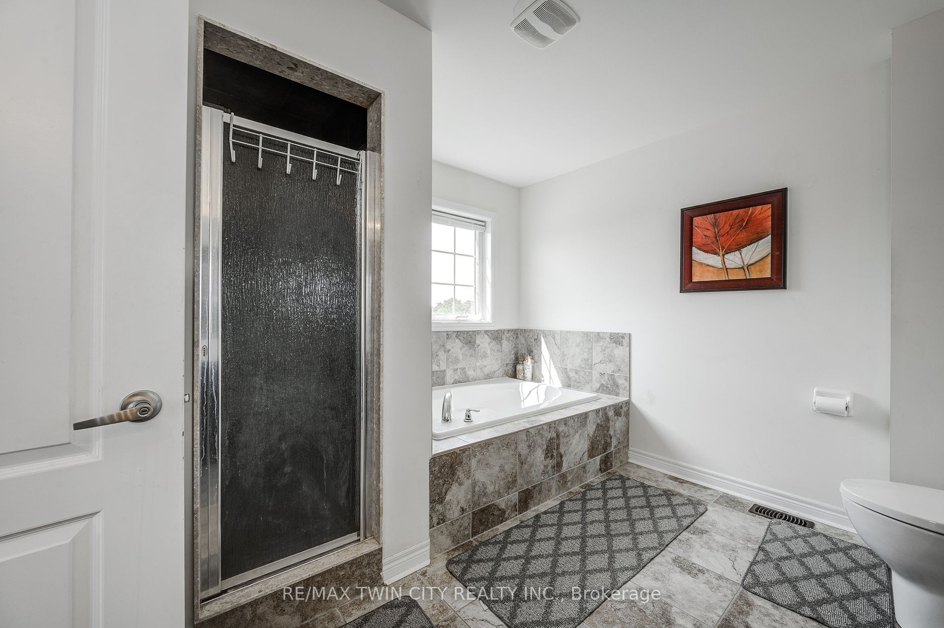 212 Dorchester Crt