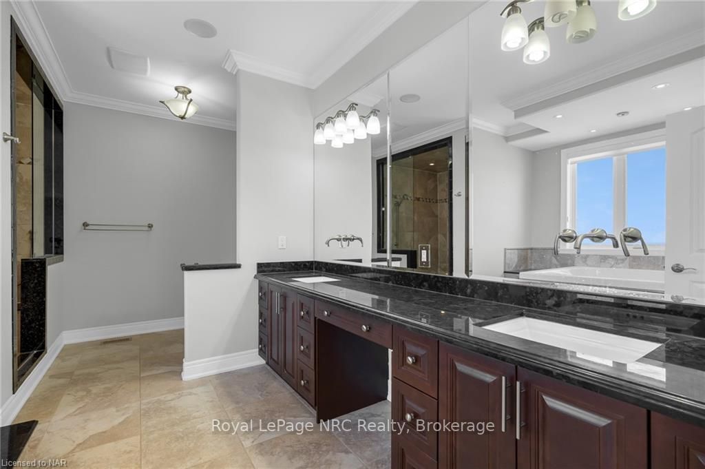 112 Watercrest Dr