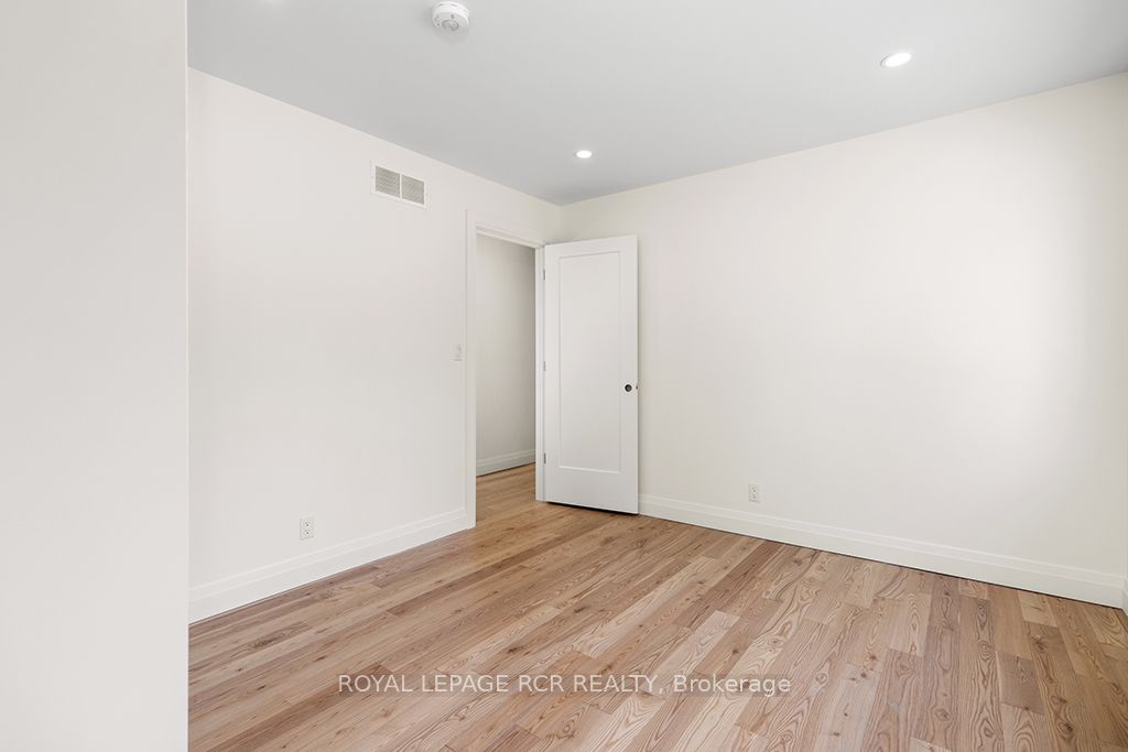 182 Canrobert St