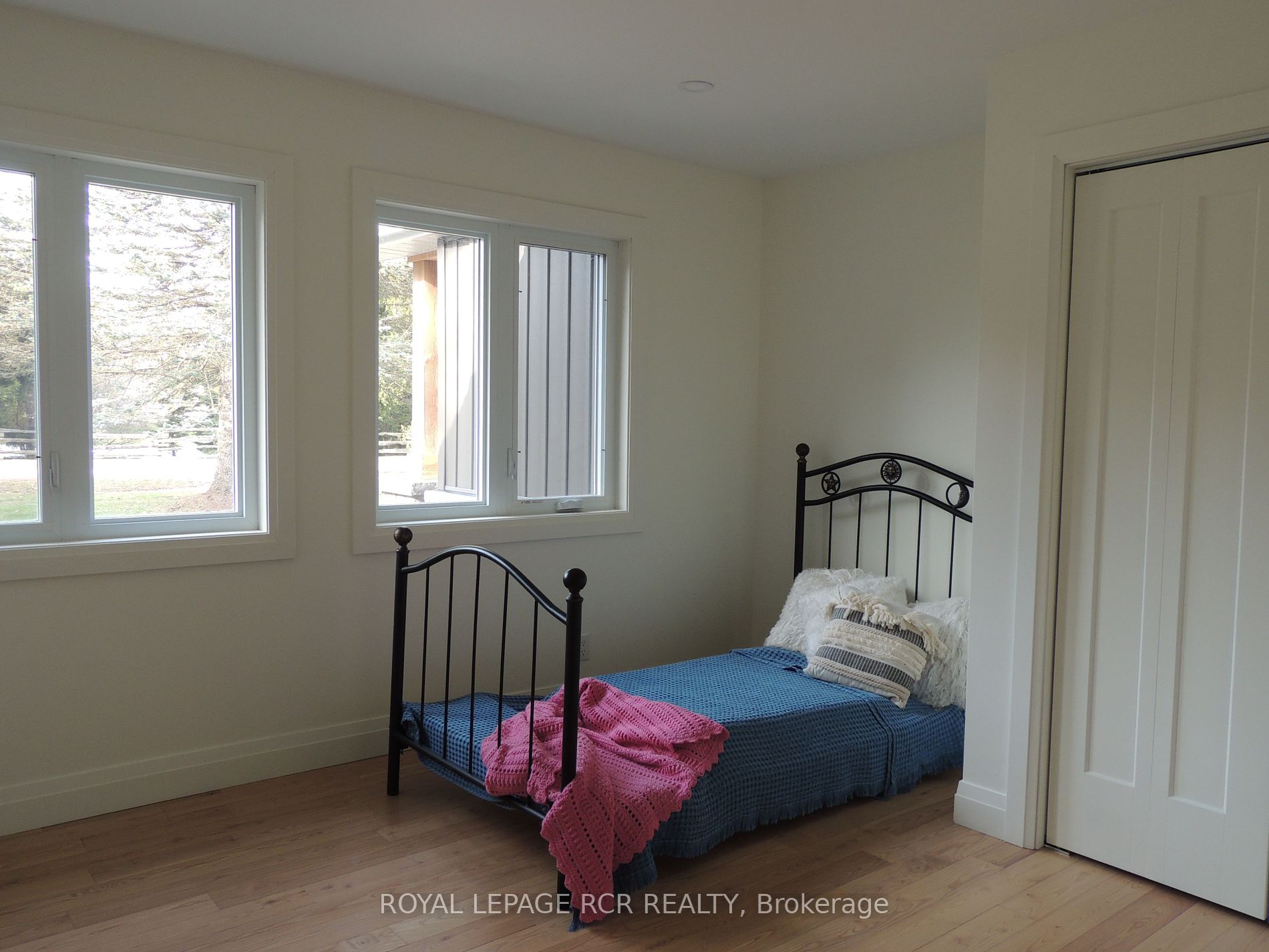 182 Canrobert St