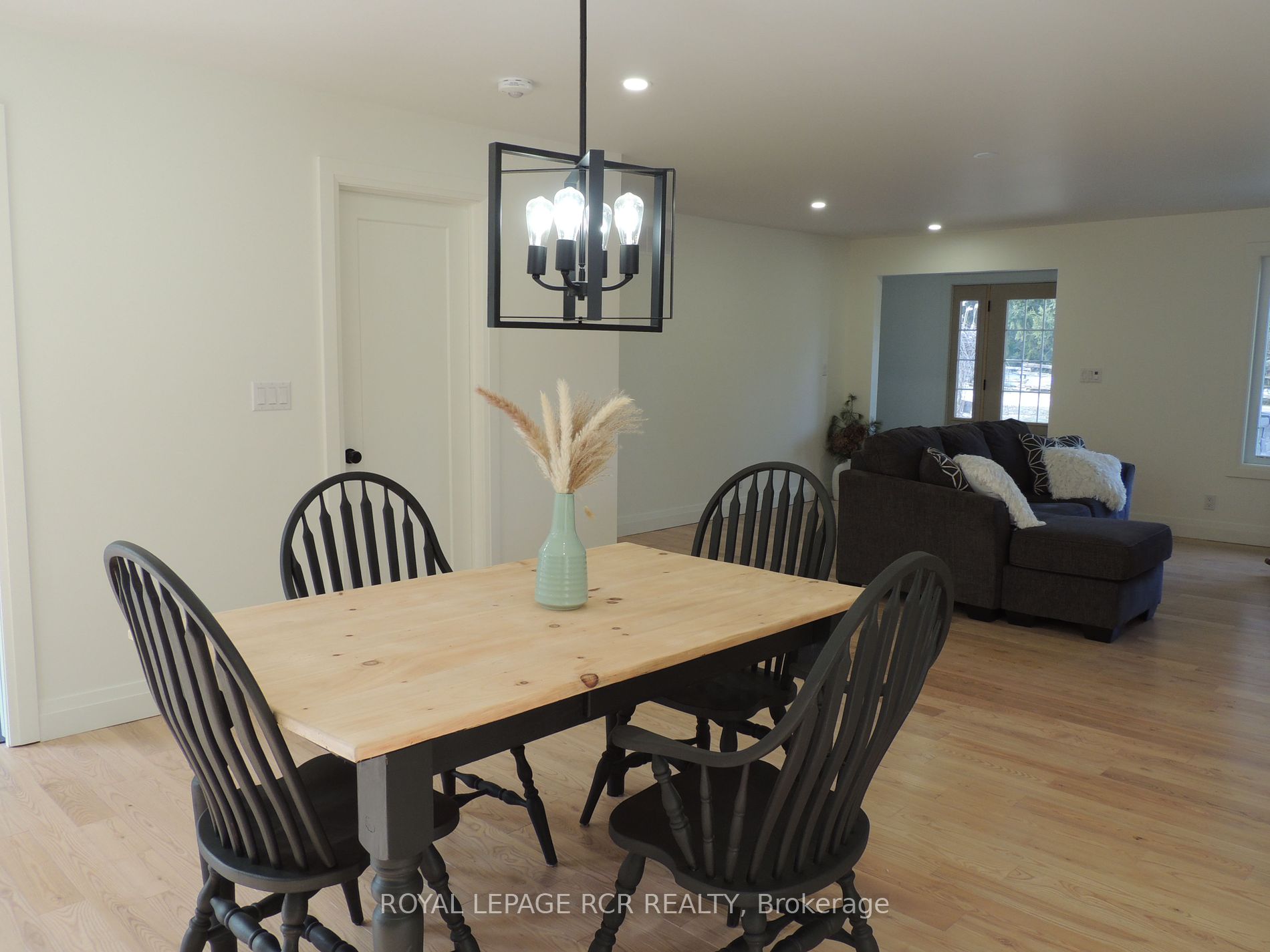 182 Canrobert St