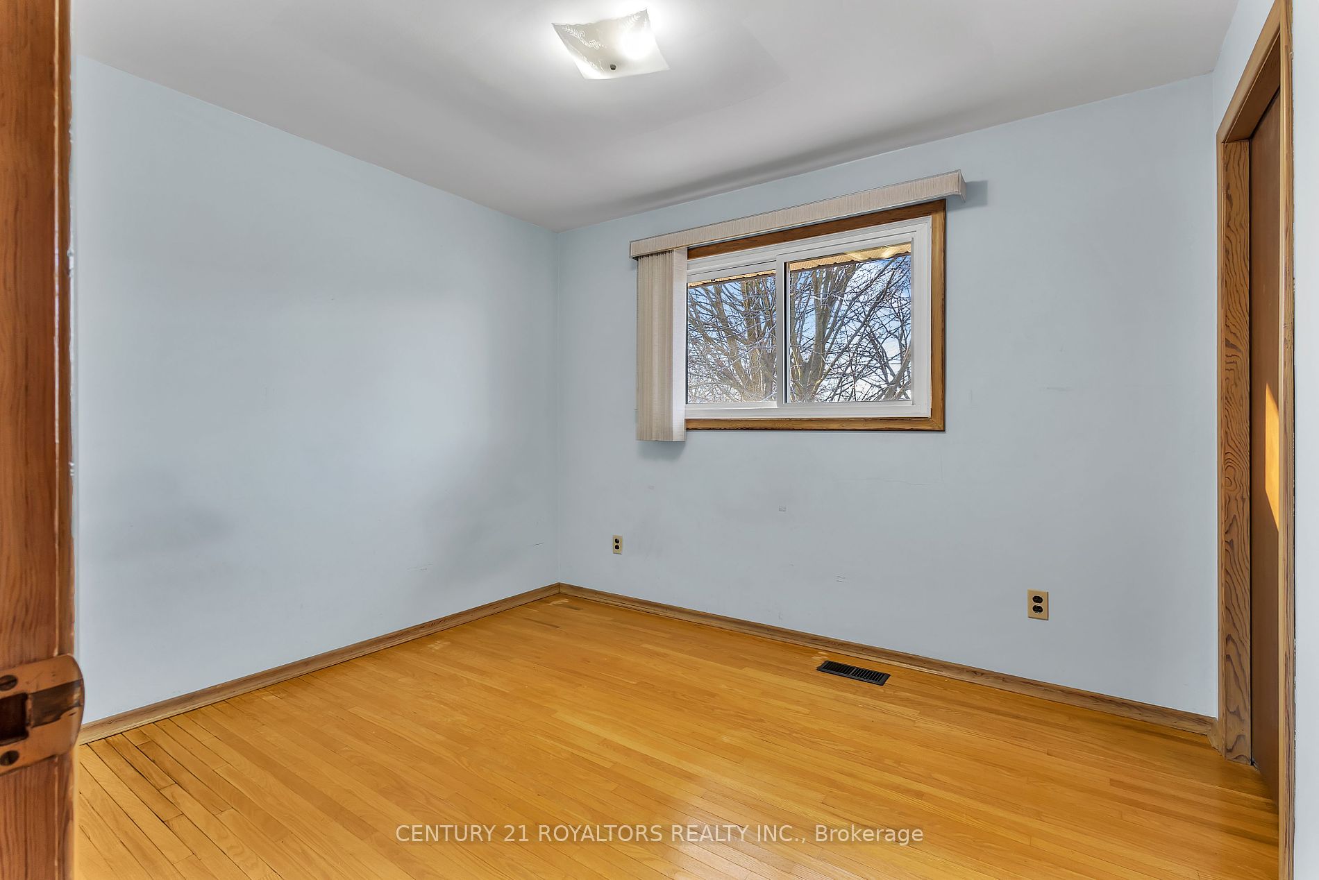 279 Kenneth Avenue