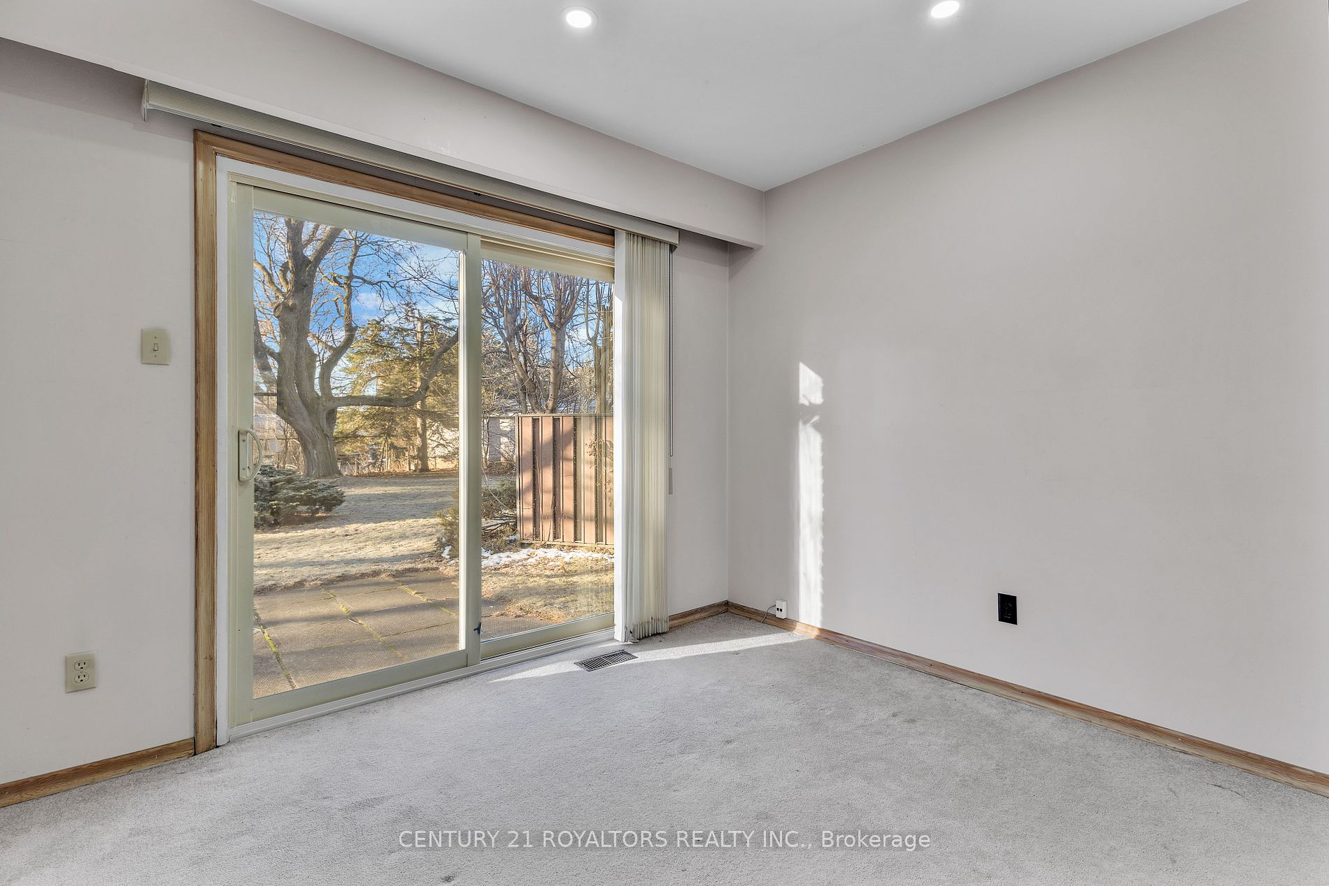 279 Kenneth Avenue