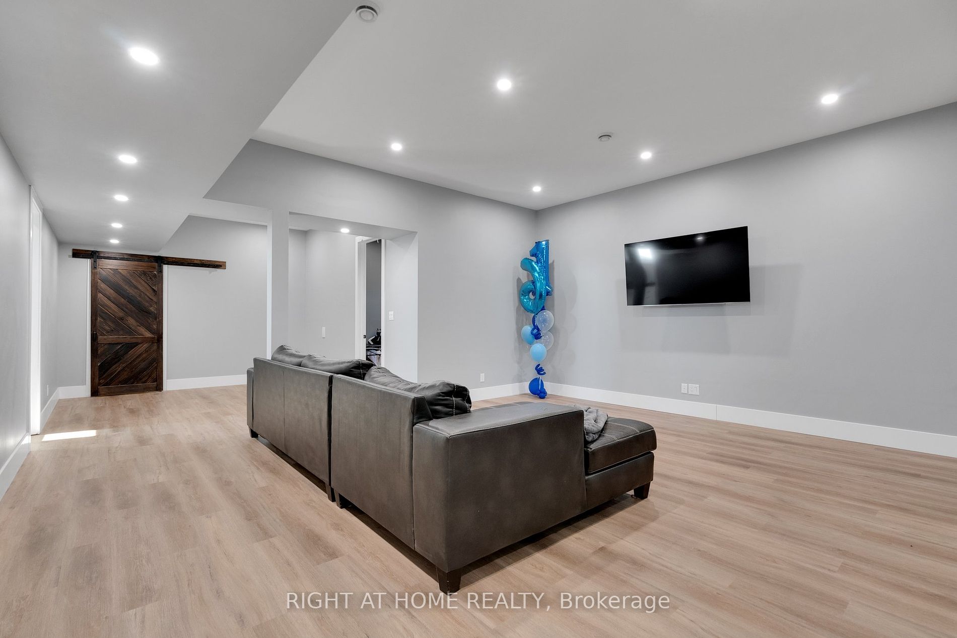 16 Cambray Road