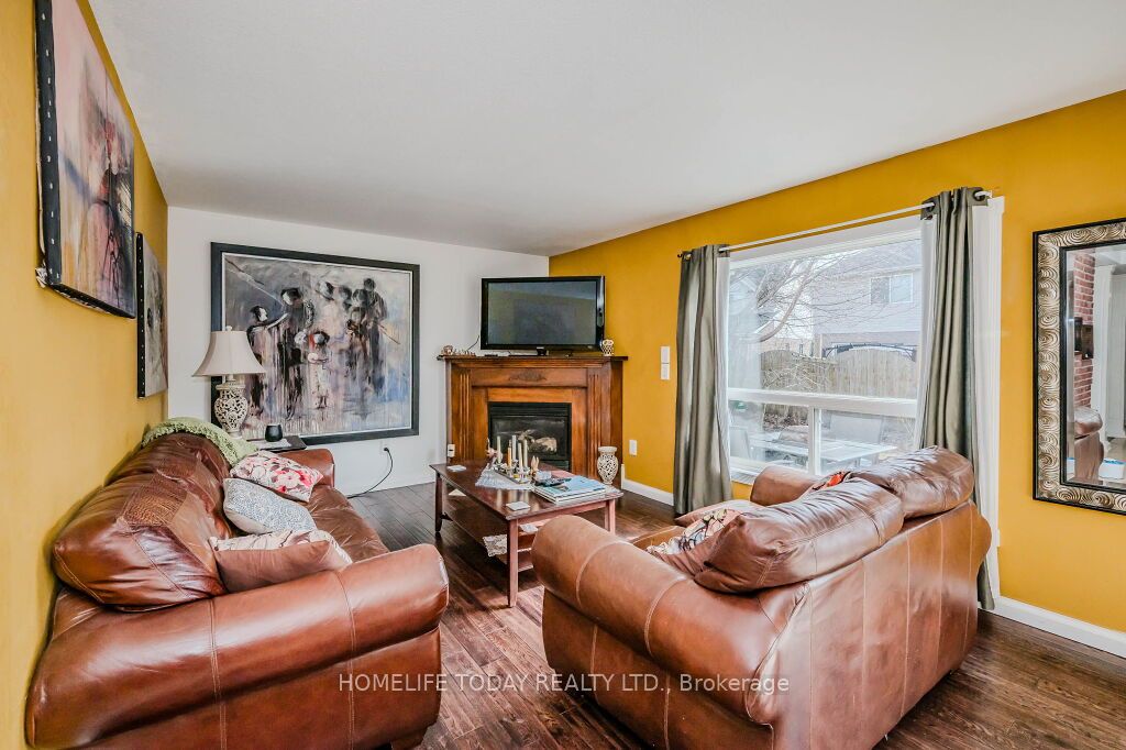 275 Farley Dr