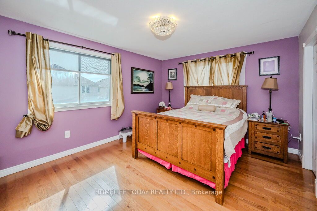 275 Farley Dr