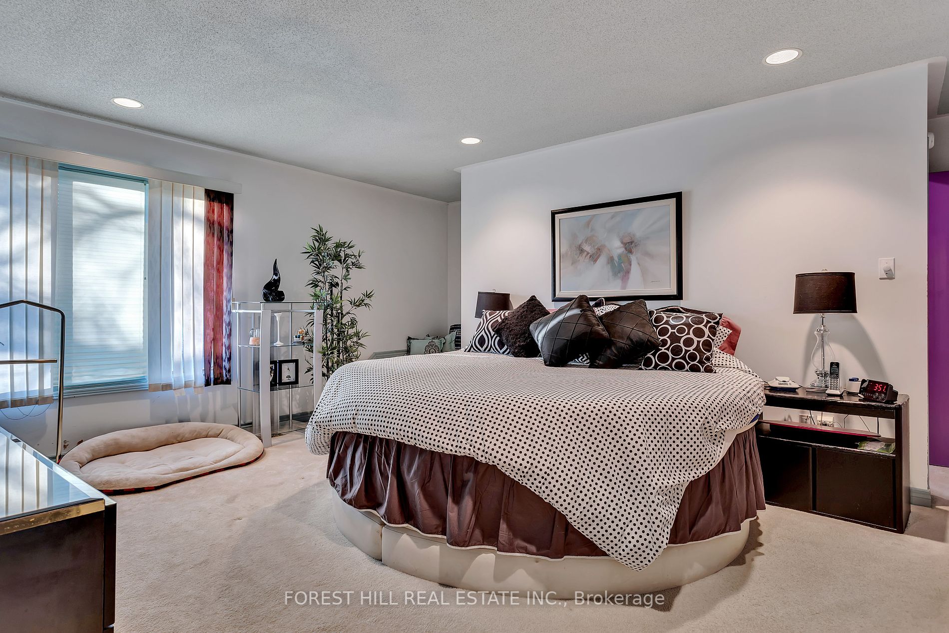 285 Cottonwood Dr