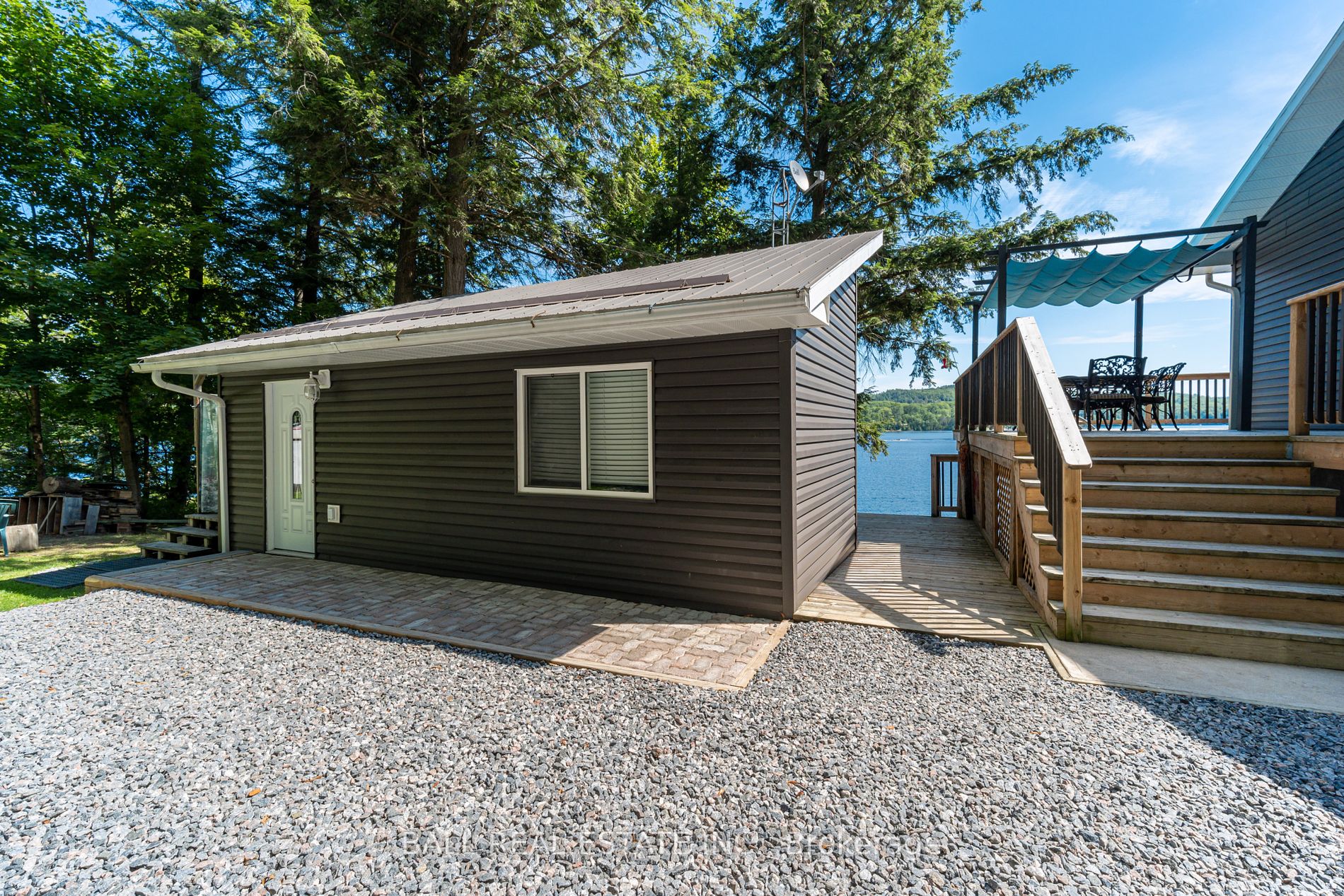 1758 Papineau Lake Rd