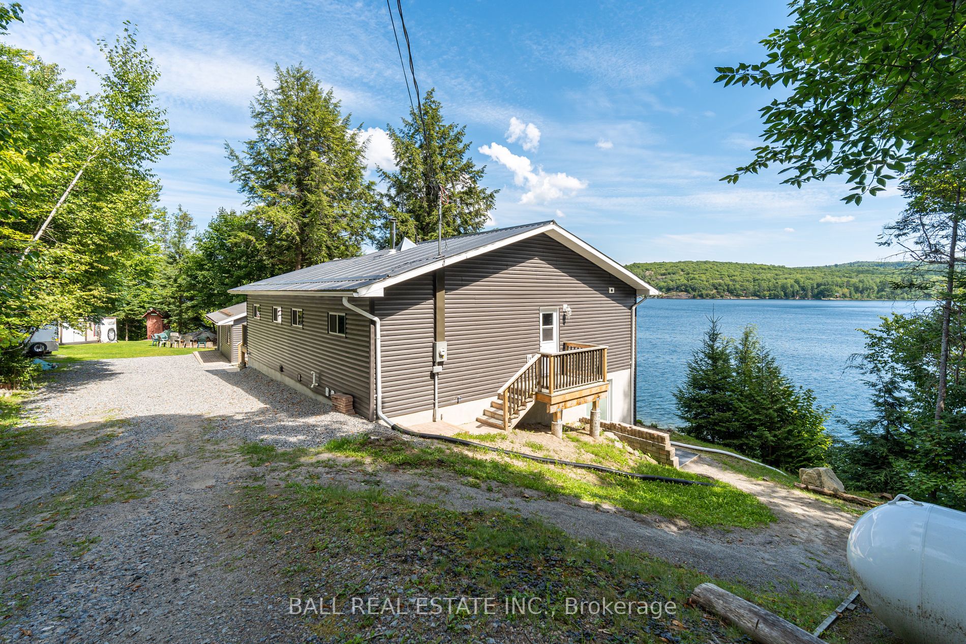 1758 Papineau Lake Rd