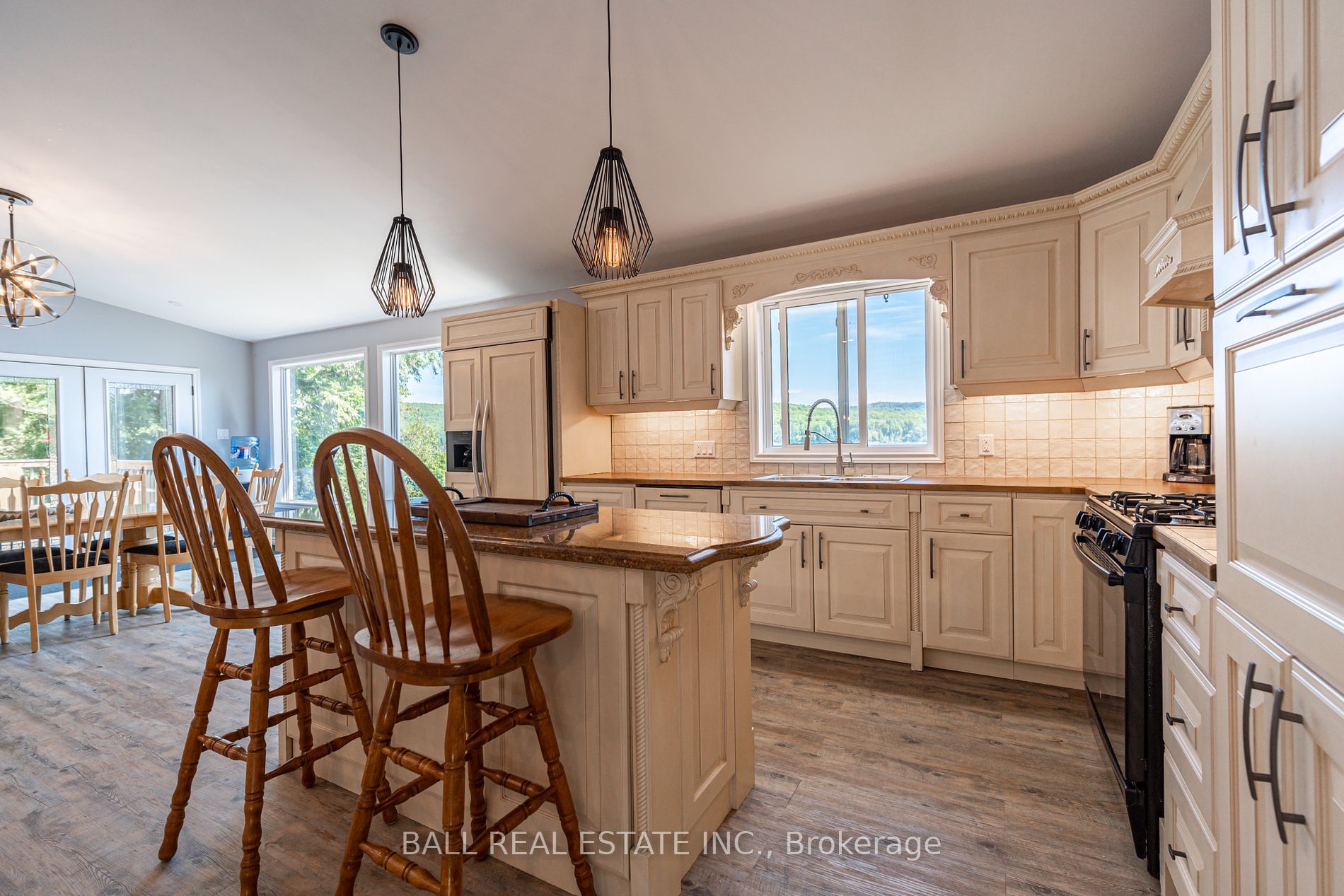 1758 Papineau Lake Rd