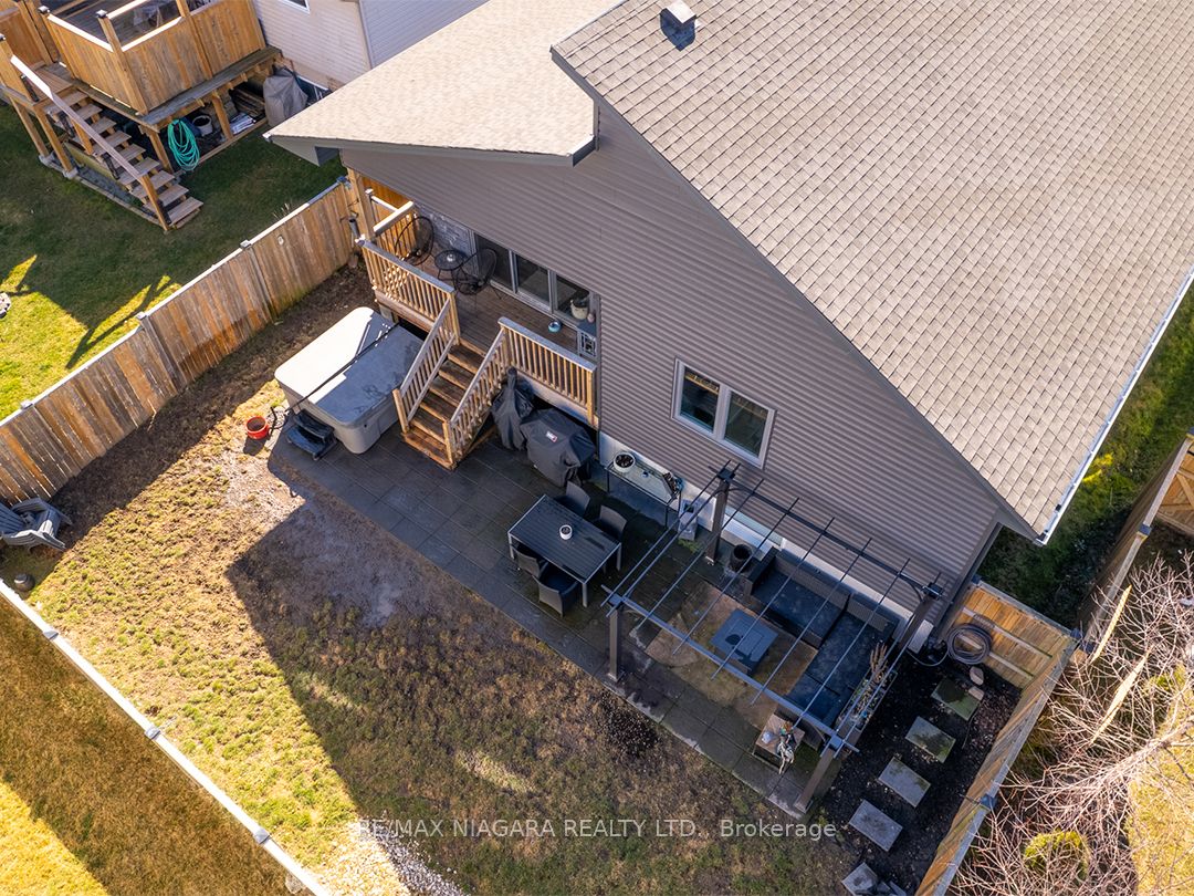 5 Heron Pointe Road