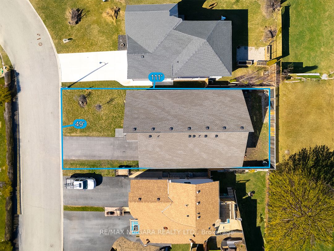 5 Heron Pointe Road