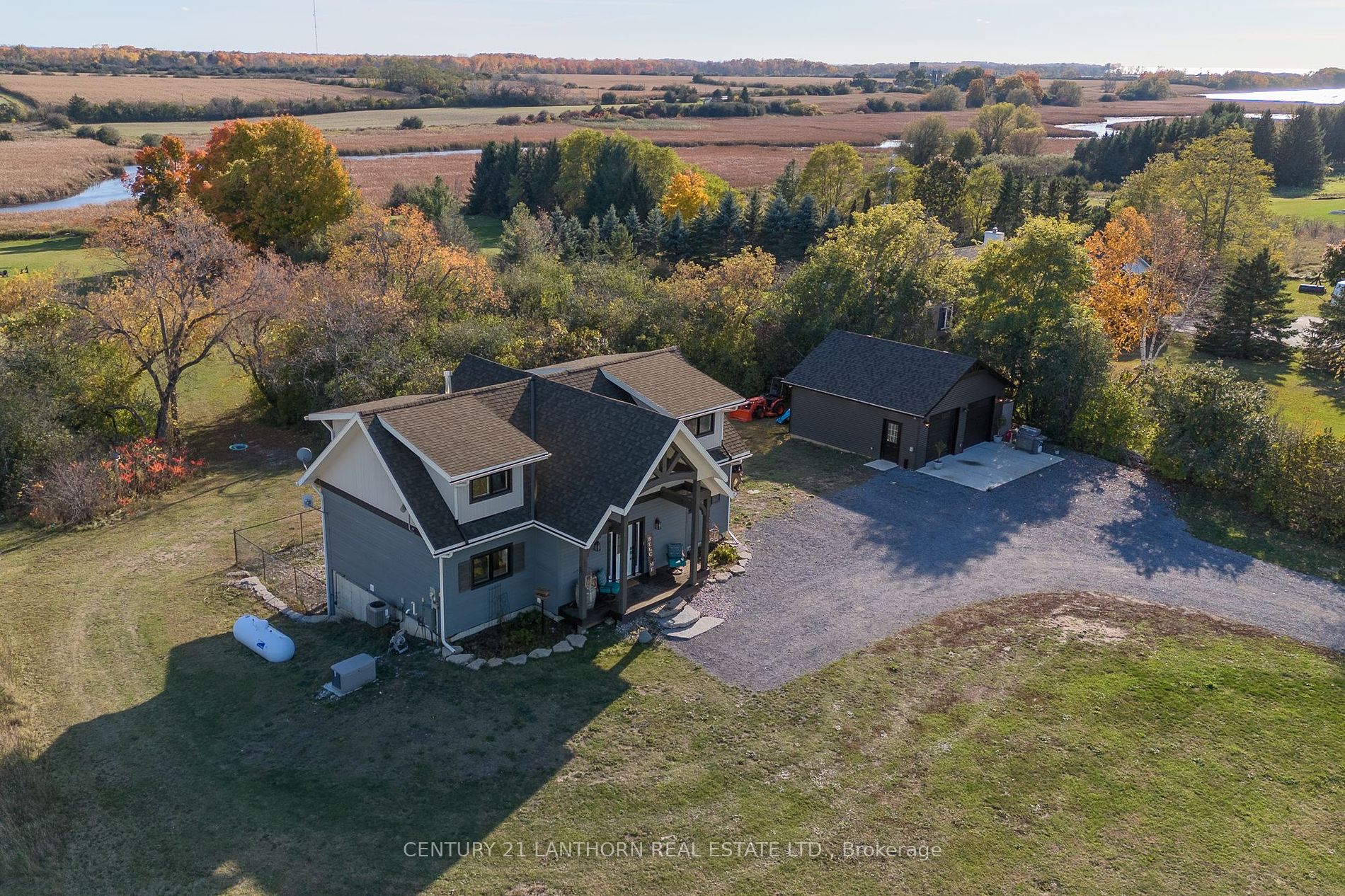 19009 Loyalist Pkwy