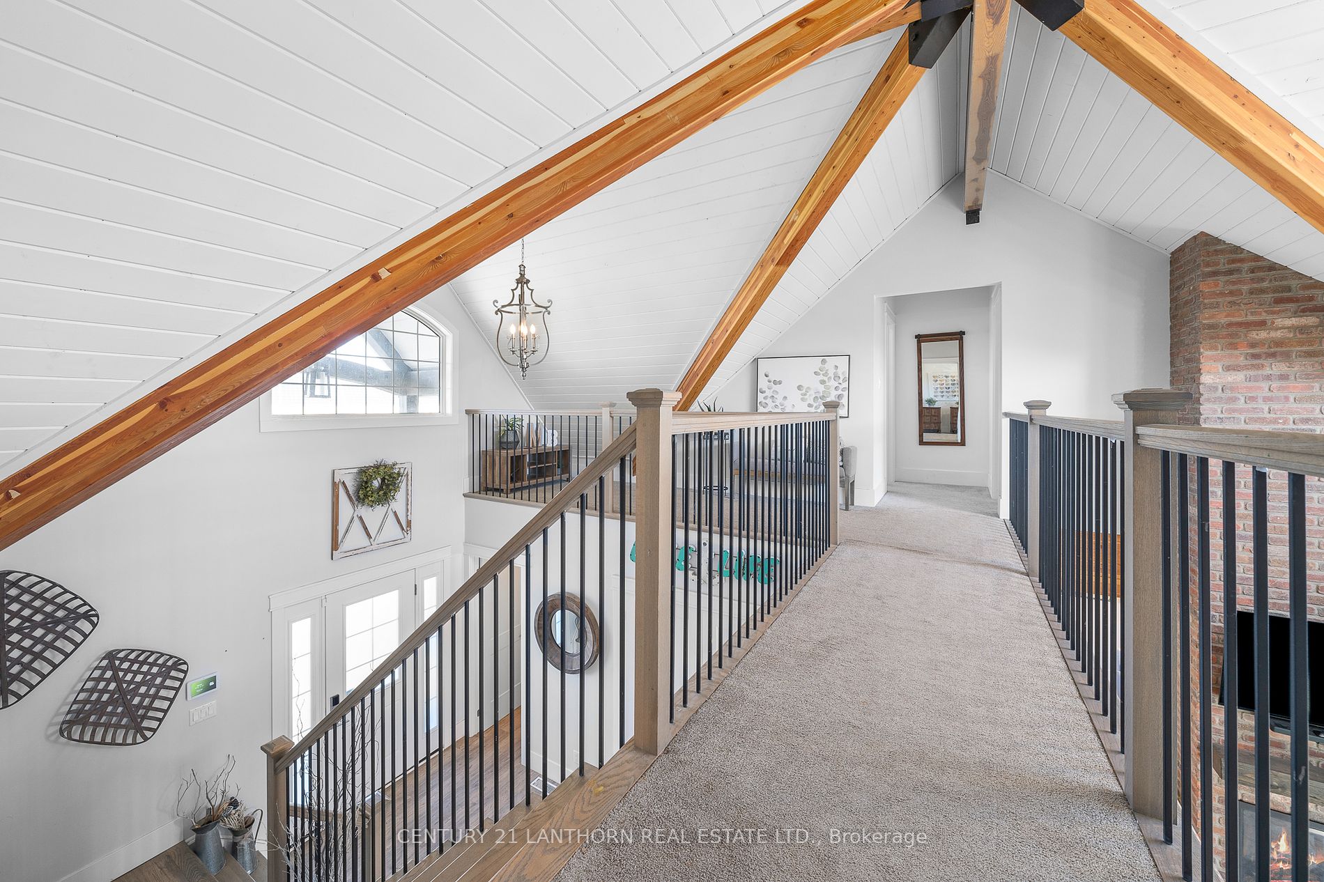 19009 Loyalist Pkwy