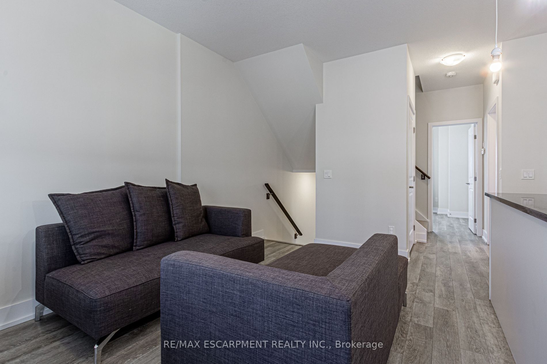 115 Shoreview Pl, #Th#11