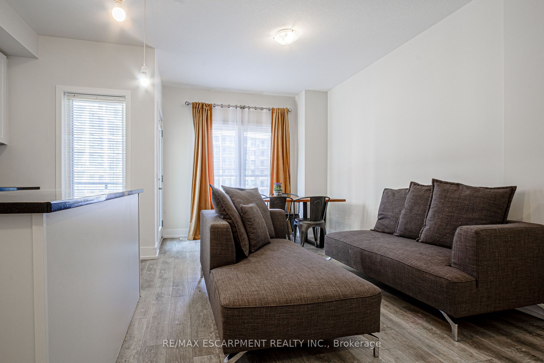 115 Shoreview Pl, #Th#11