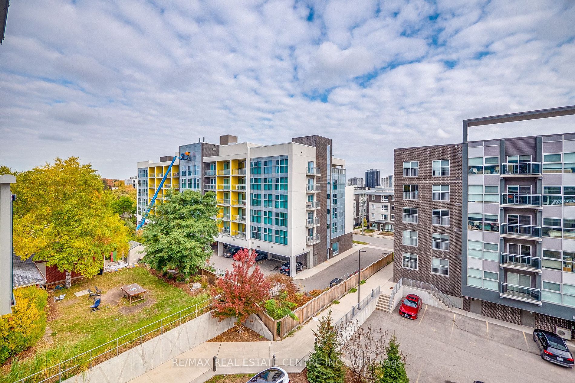 250 Albert St, #504