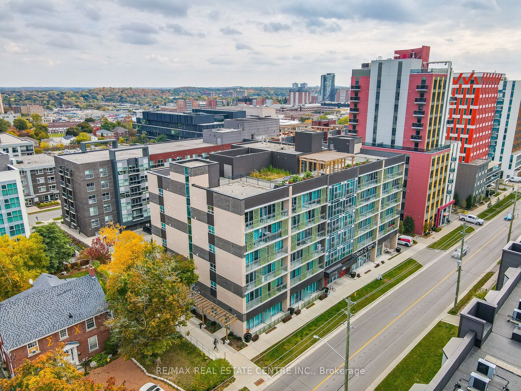 250 Albert St, #504