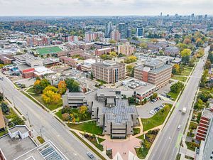 250 Albert St, #504
