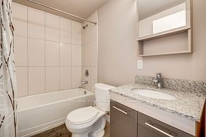 250 Albert St, #504