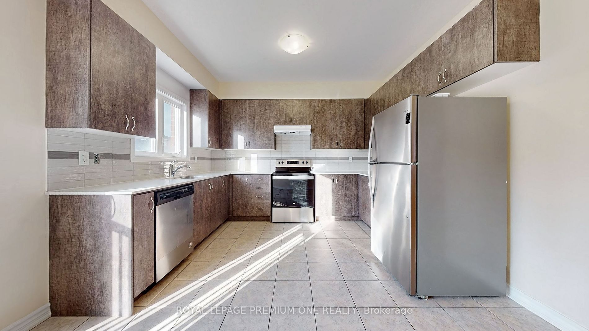 344 Ridley Crescent