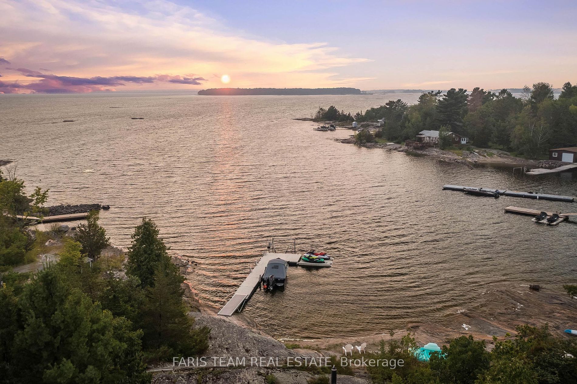 220 Kamenni Bay Road